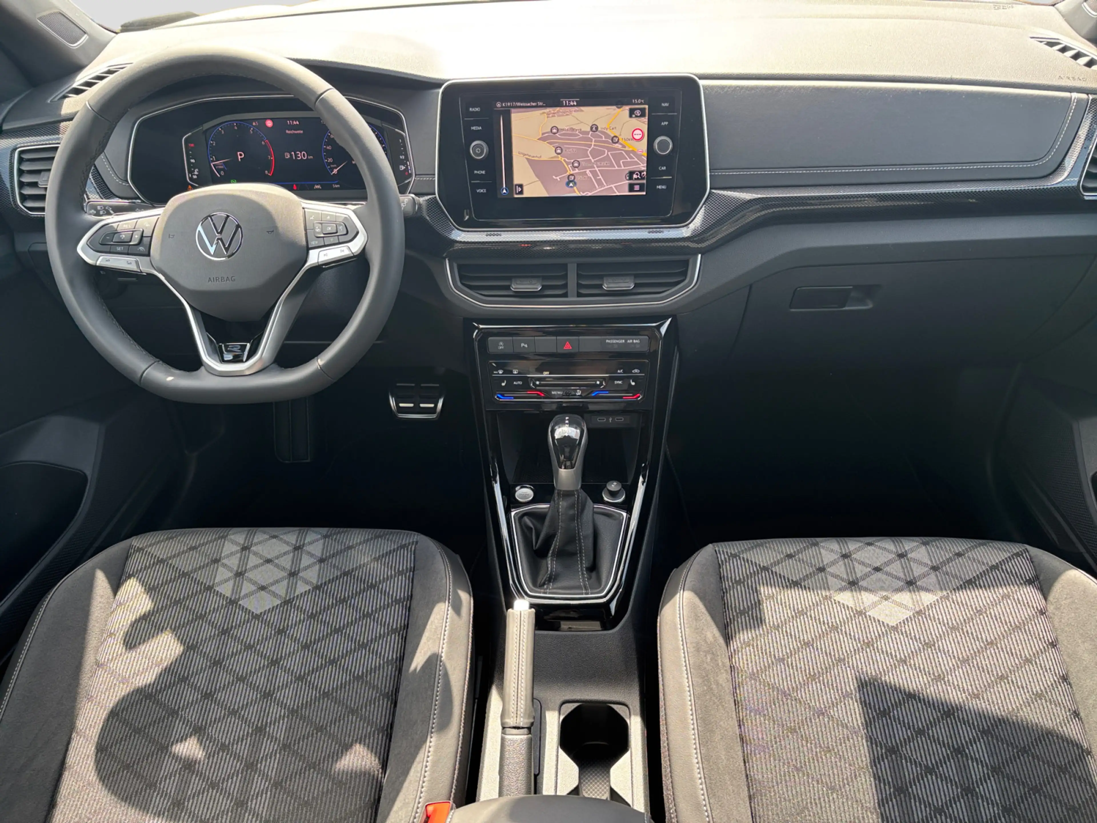 Volkswagen T-Cross R-Line 1.5l TSI ACT OPF 110kW 7-Gang-DSG — photo 6