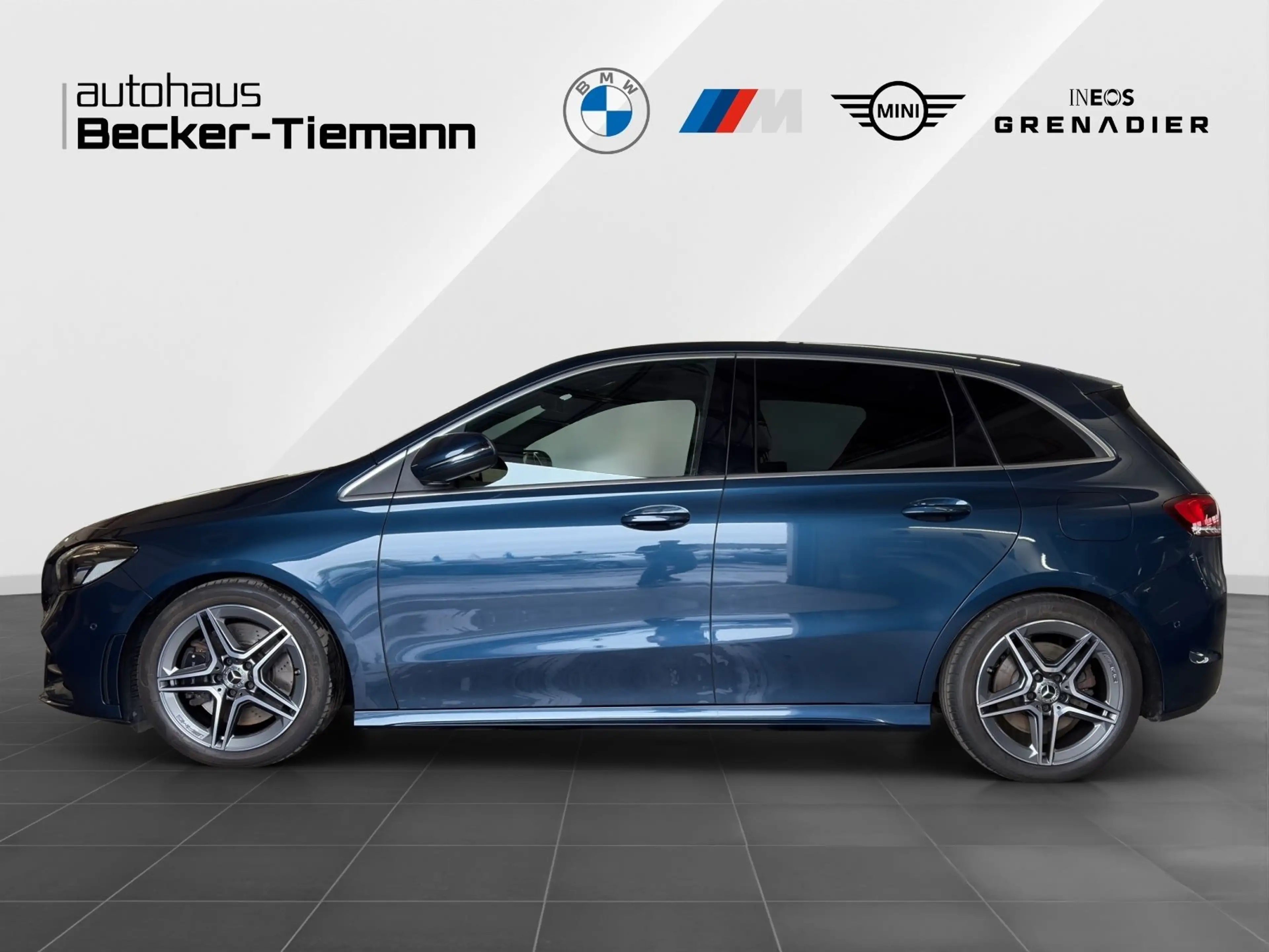 Mercedes-Benz B 250 4Matic| 7G-DCT| AMG Line| Head Up| Sthzg| Ahk — photo 3