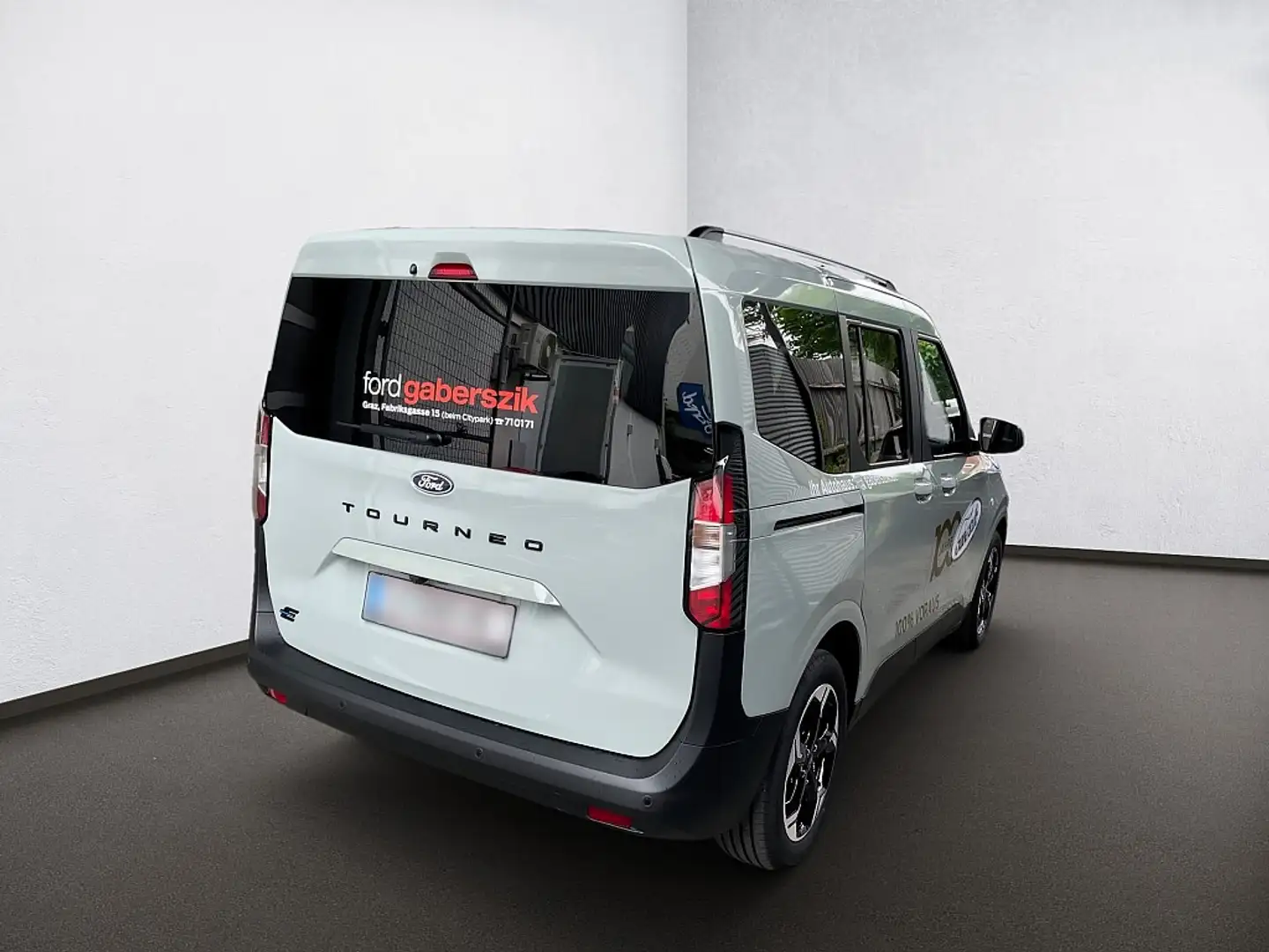 Ford Tourneo Courier E-Tourneo Courier Titanium Grau - 2