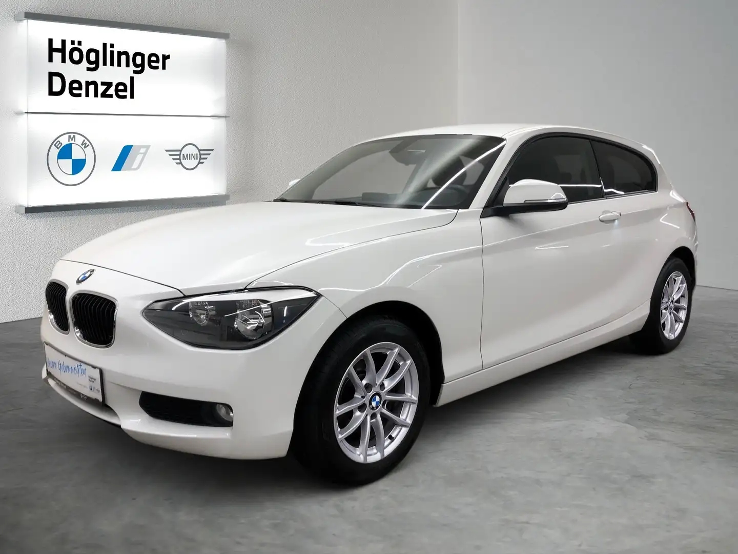 BMW 114 114i Weiß - 2
