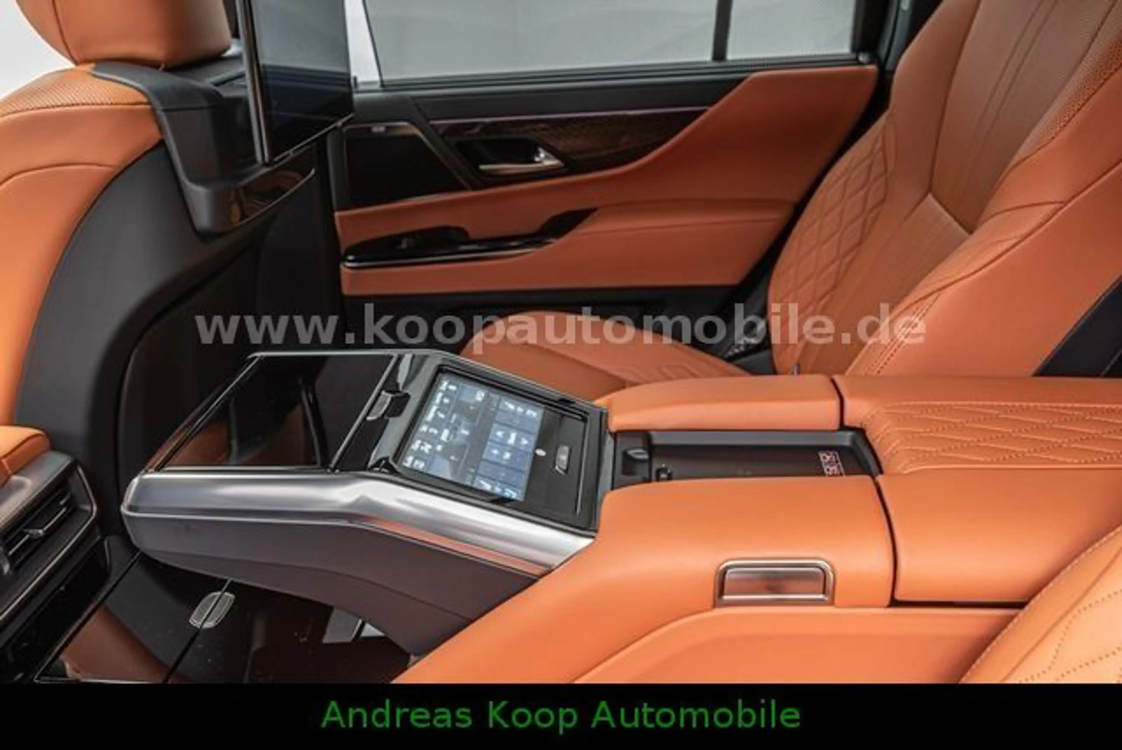Lexus LX 700h Superior VIP+ 4-Sitzer — photo 12