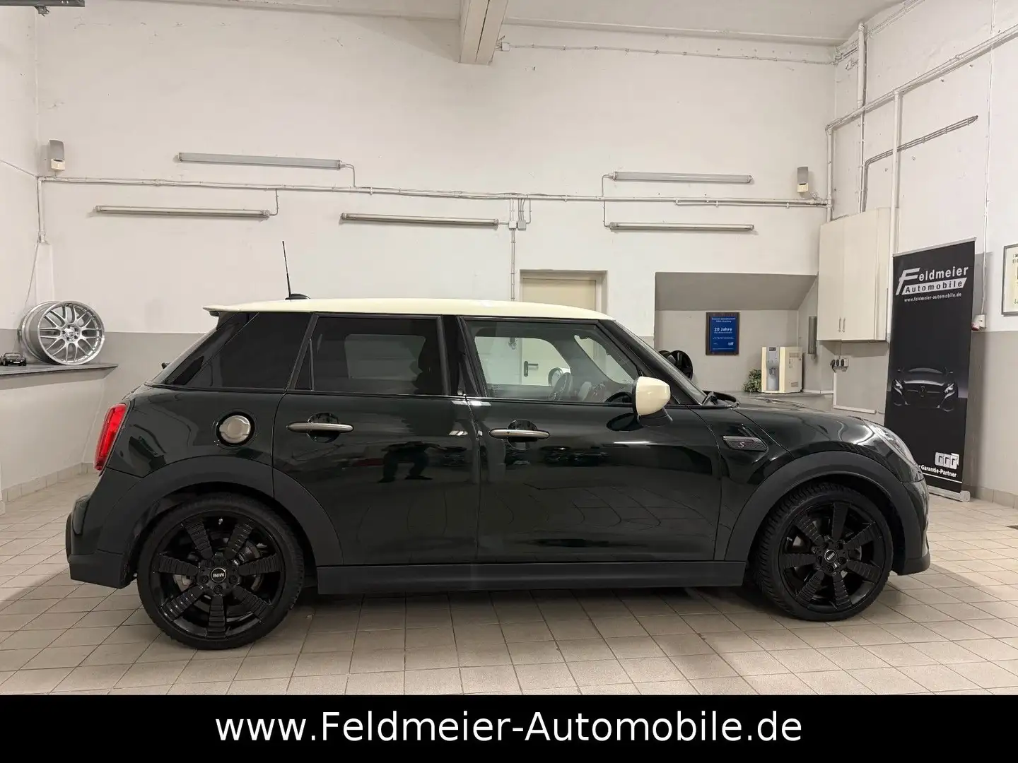 MINI Cooper S *Resolute Edition*Premium*Leder*LED*Navi zelena - 2