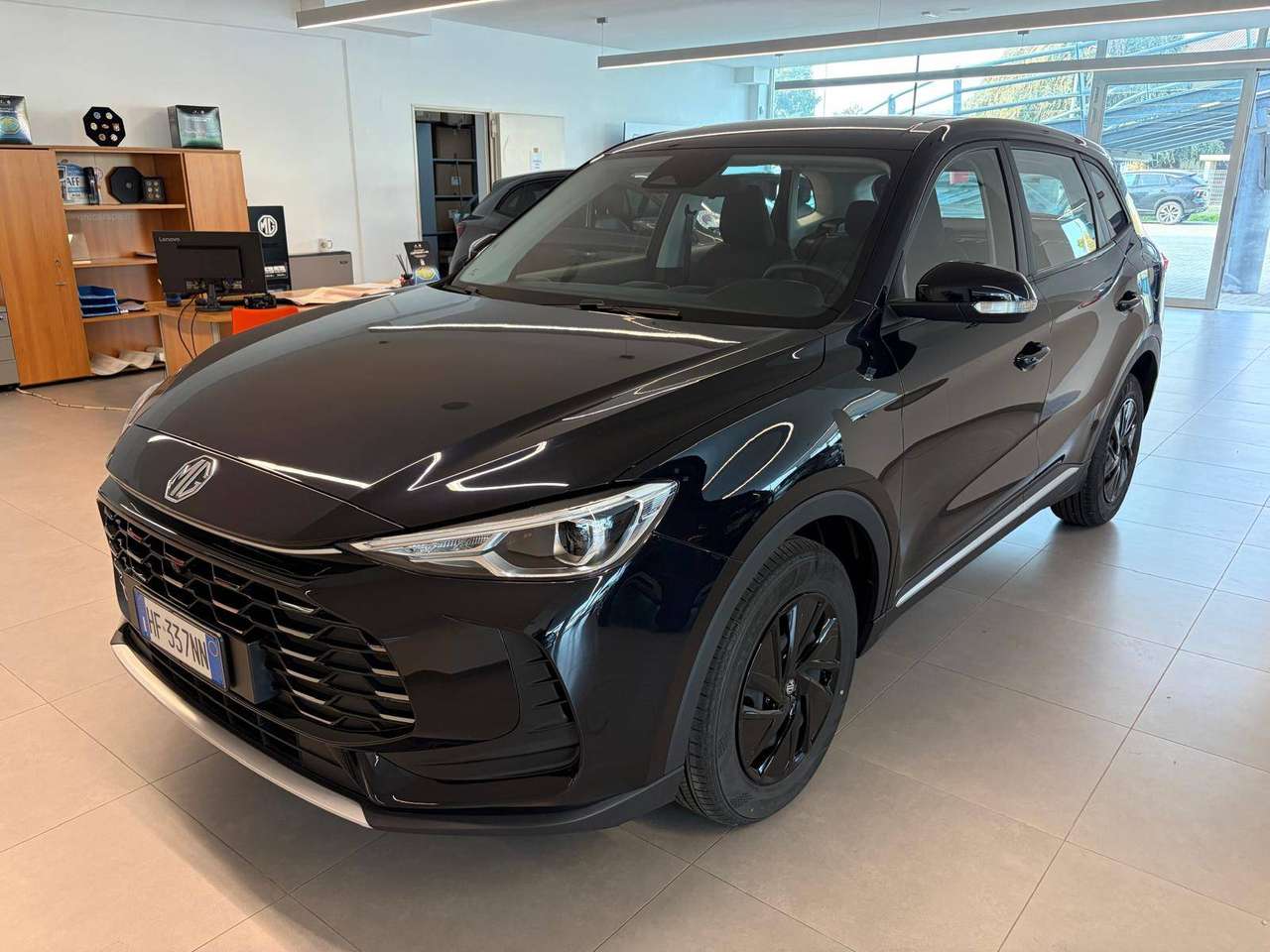 MG ZS KM ZERO  , 1.5  BENZINA 115cv.    STANDARD , PREZZO REALE, GARANZIA UFFICIALE MG 7 ANNI  , VALIDA IN TUTTA ITALIA