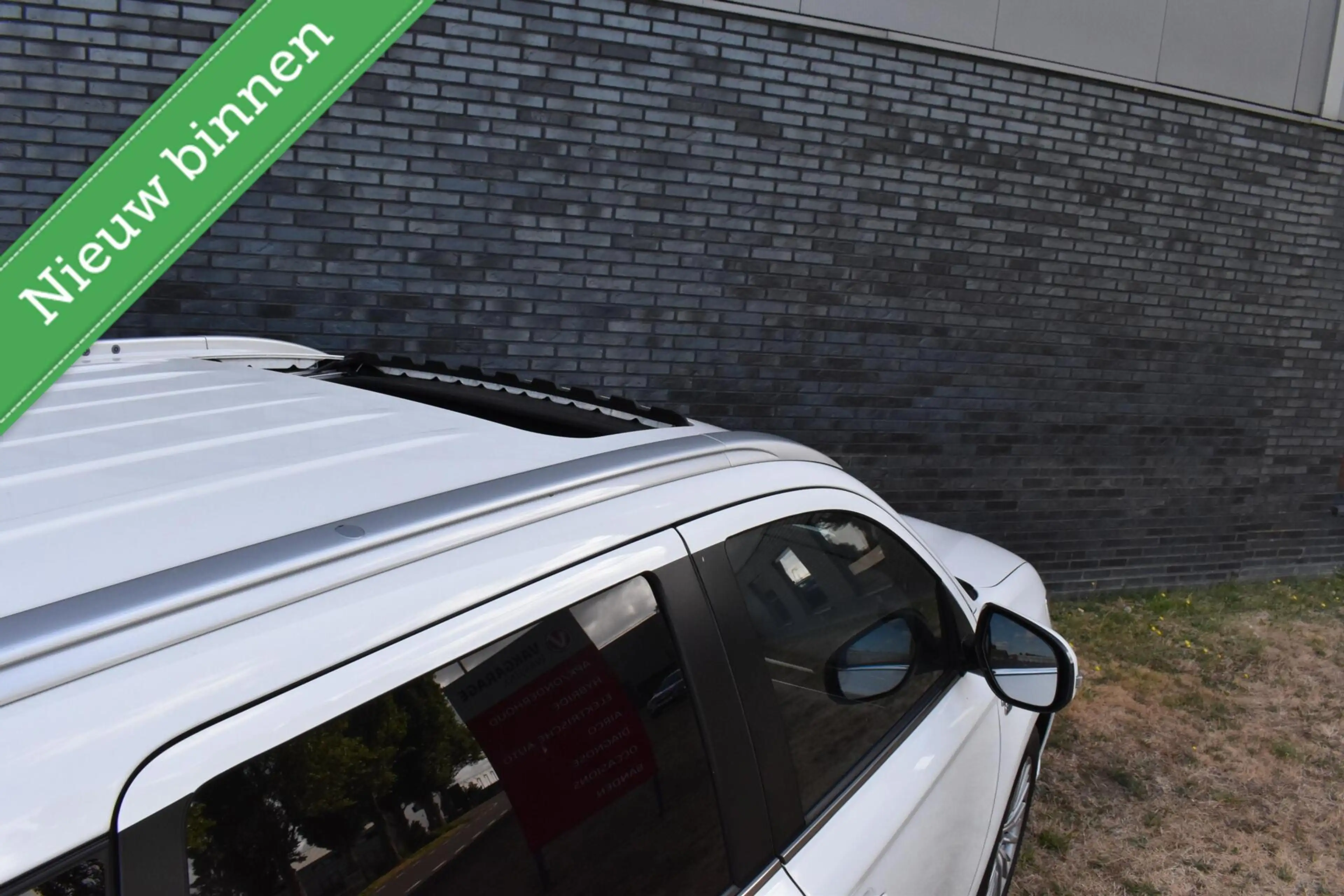 Mitsubishi Outlander 2.4 PHEV Diamand Edition LEDER VOL! 360º/PANORAMAD — photo 31