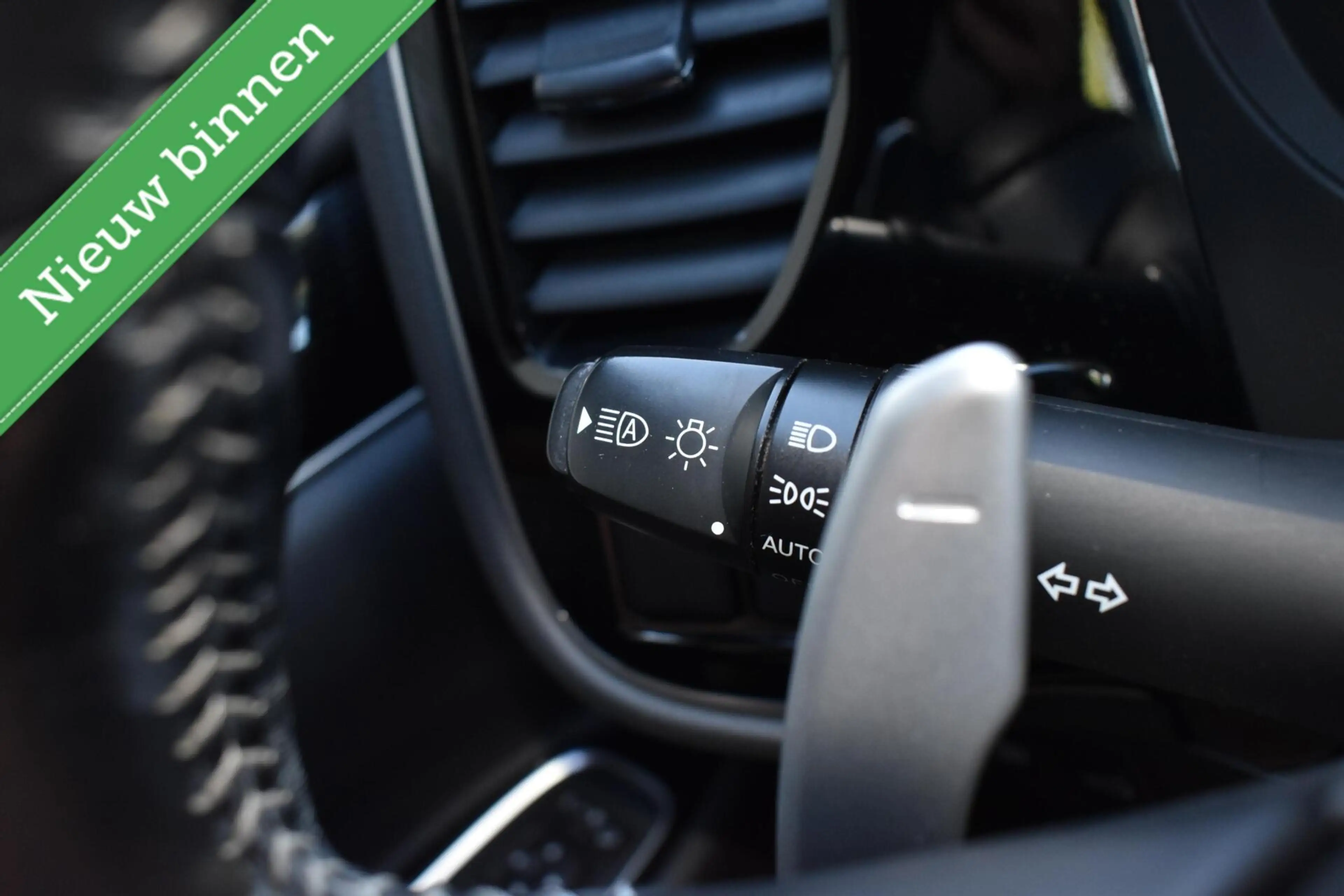 Mitsubishi Outlander 2.4 PHEV Diamand Edition LEDER VOL! 360º/PANORAMAD — photo 21