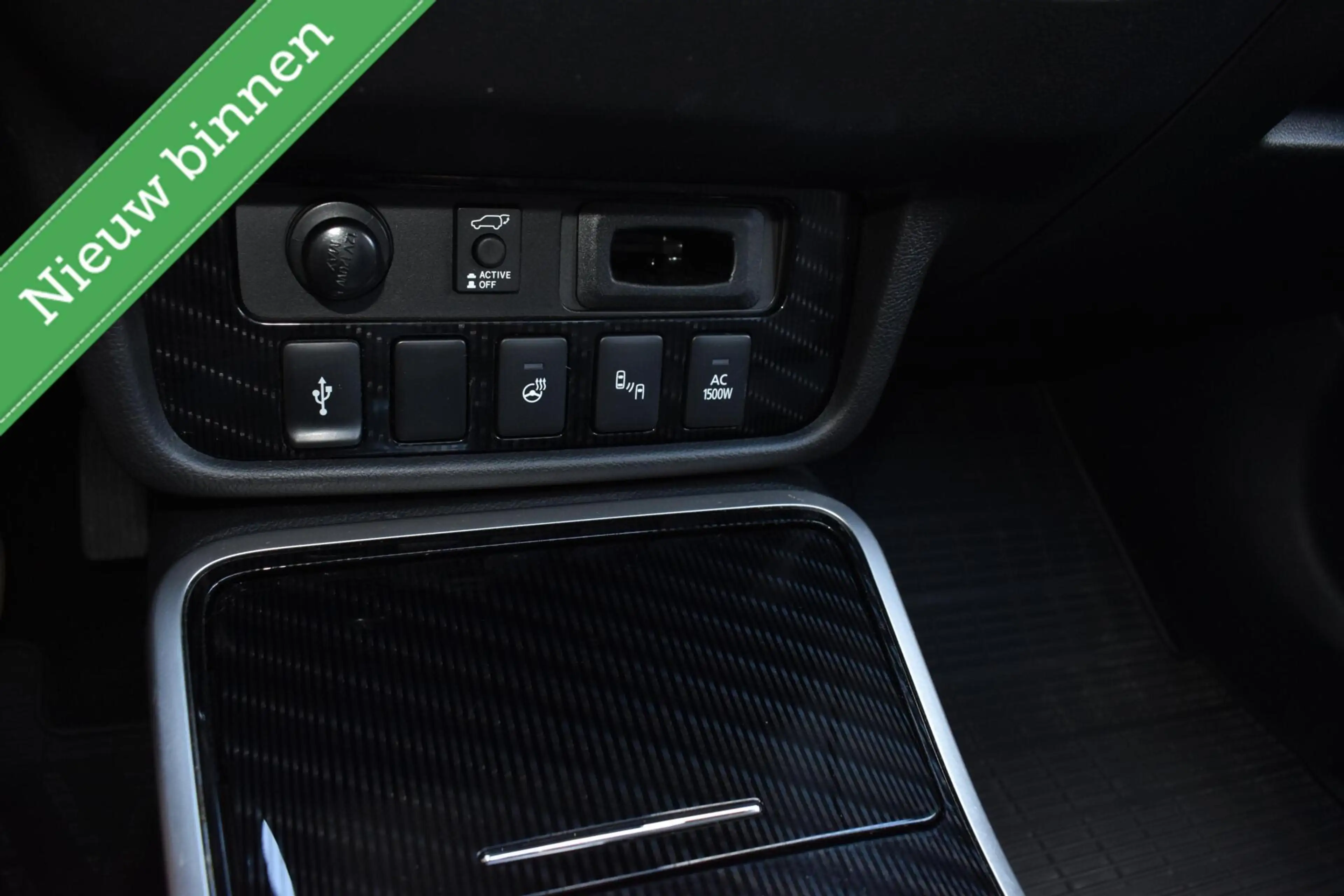 Mitsubishi Outlander 2.4 PHEV Diamand Edition LEDER VOL! 360º/PANORAMAD — photo 37