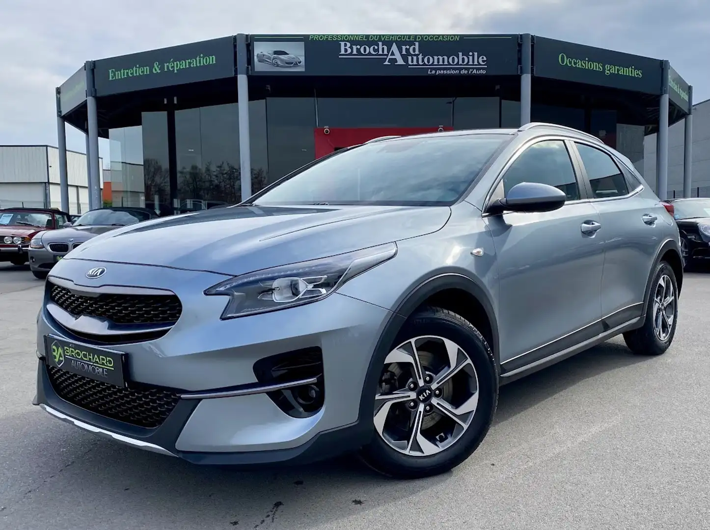 Kia Ceed / cee'd / 1.0l TGDI 120 CH BVM 6 / Design /  Full Entretie Gris - 1