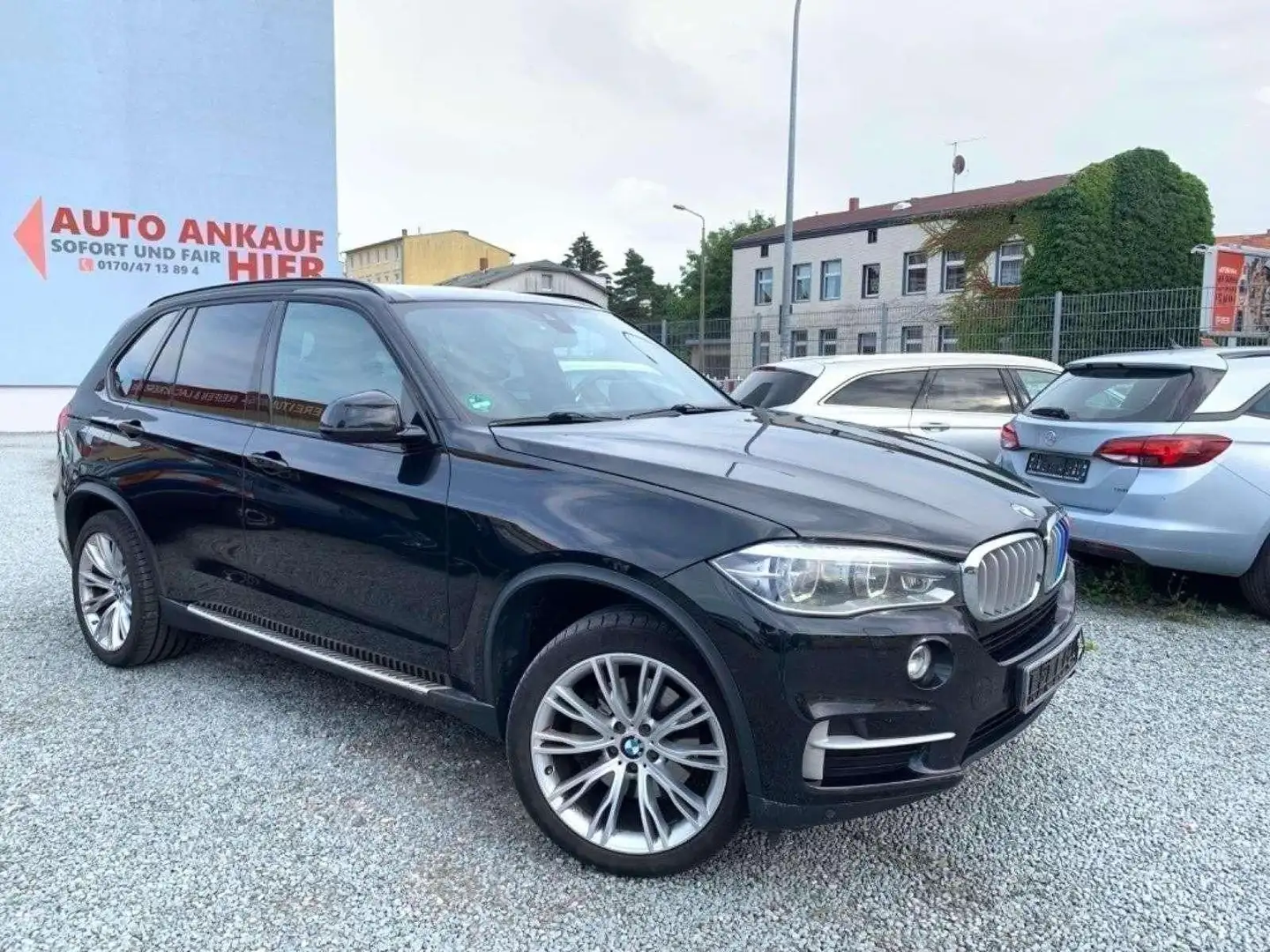 BMW X5 xDrive40d,Comfortsitze,H K,ACC,VollLED,AHK,LE Zwart - 2
