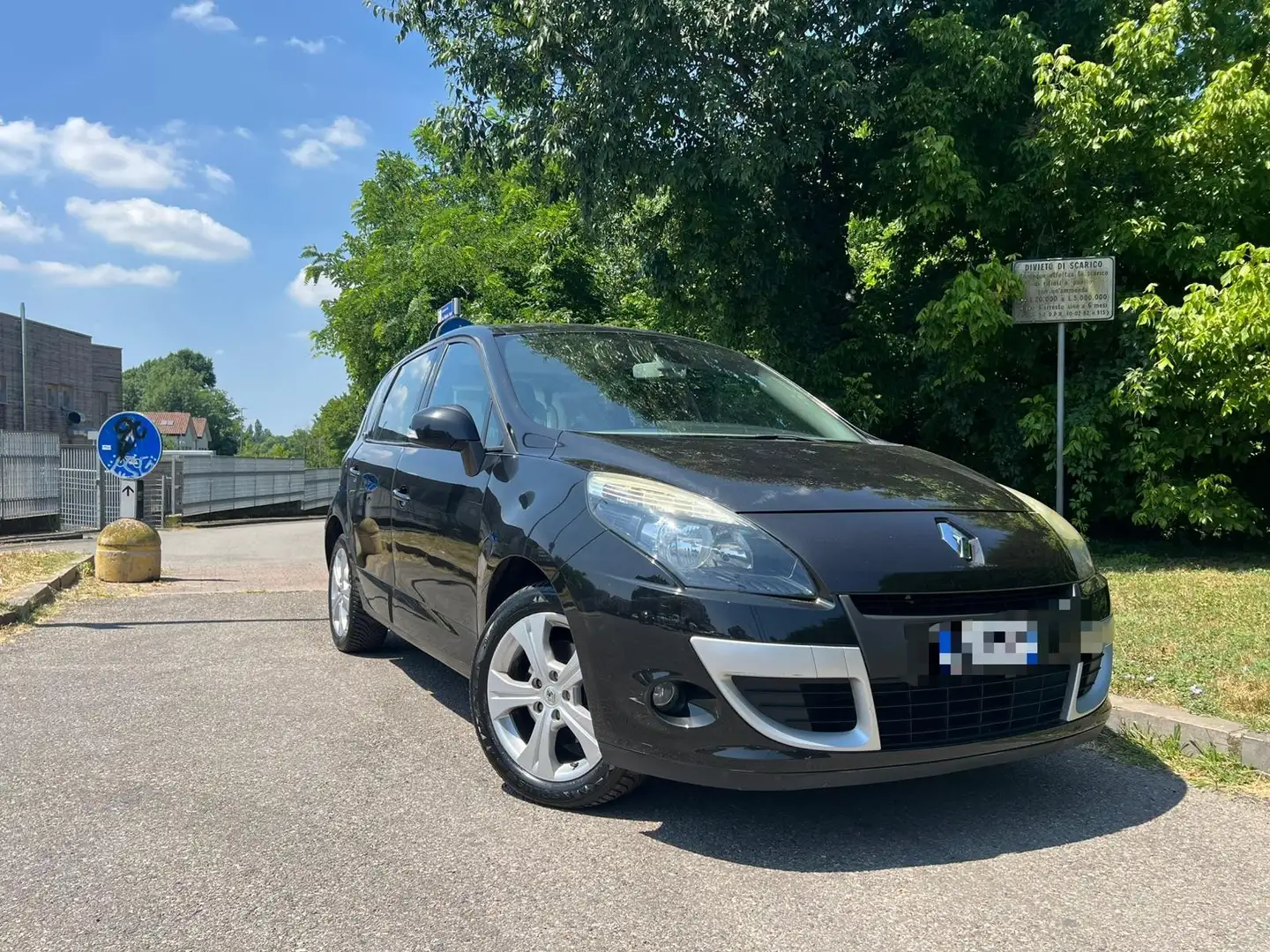 Renault Scenic X-Mod 1.6 16v Dynamique - 1