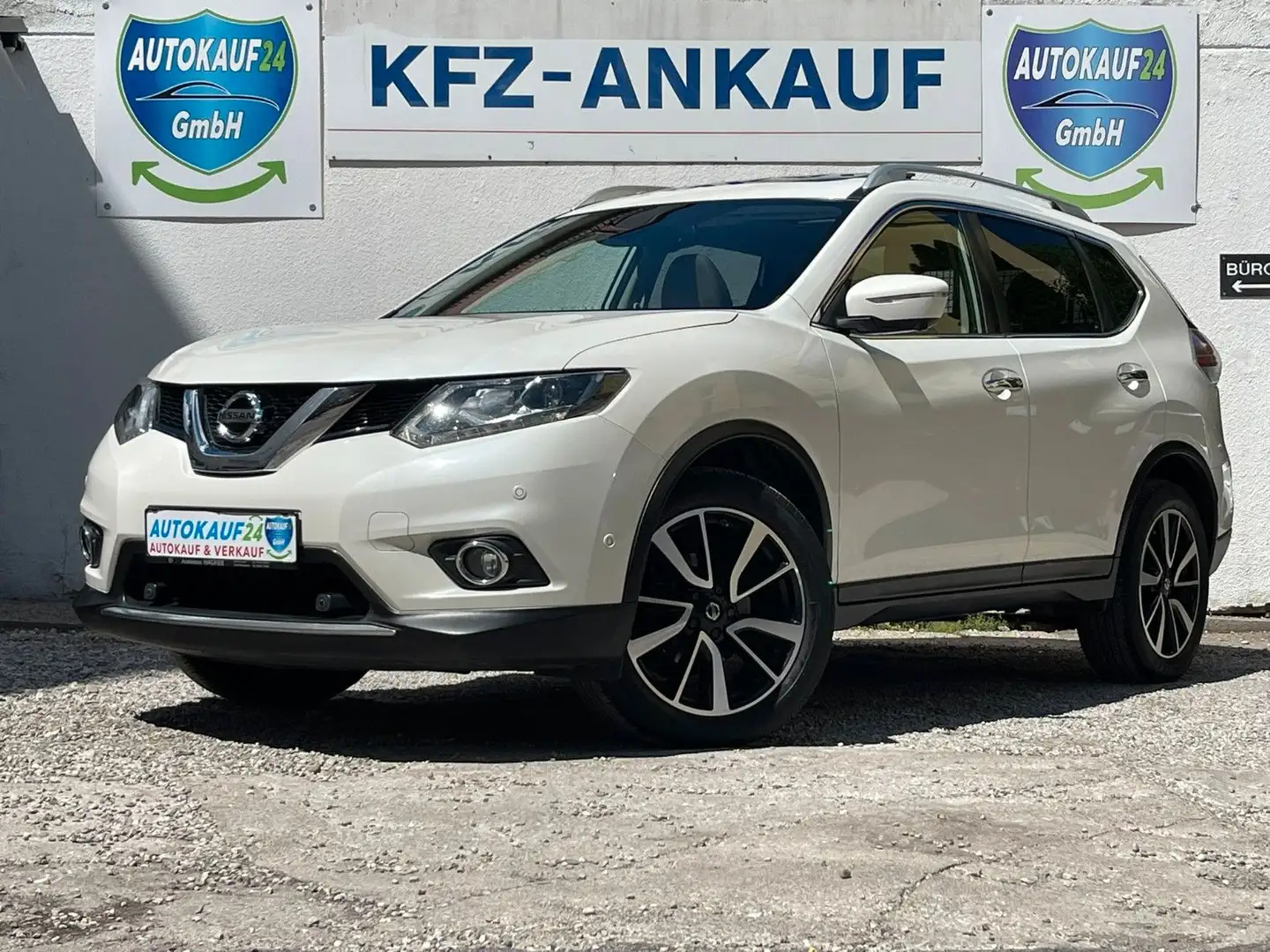 Nissan X-Trail Tekna * Kamera *PDC*Navi*Leder *AHK*Voll Blanc - 1