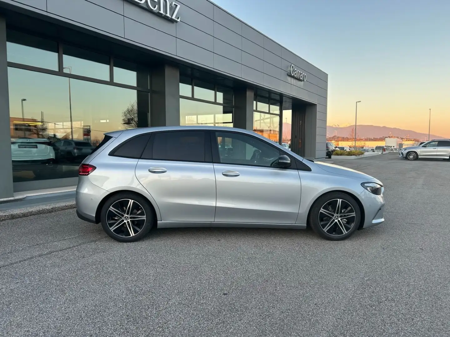 Mercedes-Benz B 180 d Argento - 2