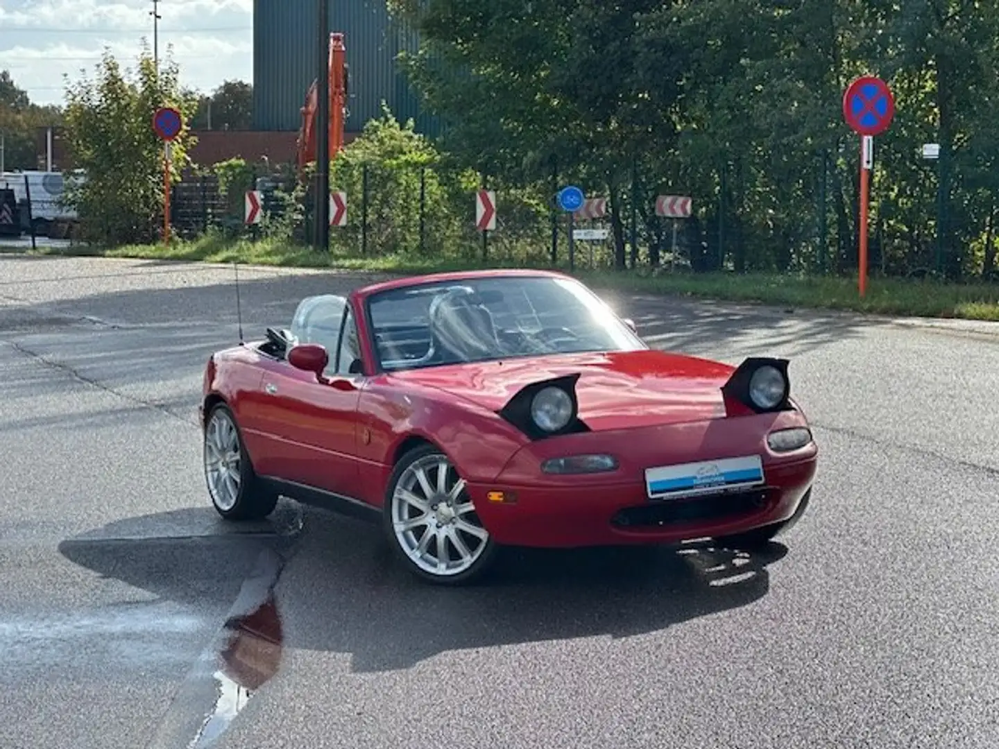 Mazda MX-5 1.6i 16v NA | Verlaagd | Gekeurd | Vernieuwd dak Rouge - 1