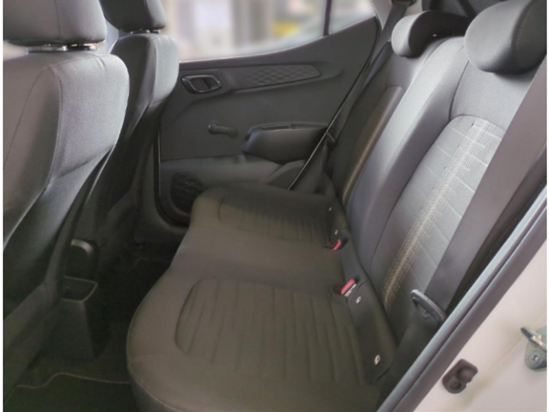 Hyundai i10 Select *Navi*Apple CarPlay*Android*Auto Musikstrea — photo 6