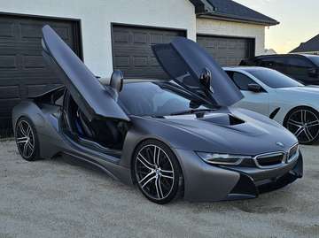i8