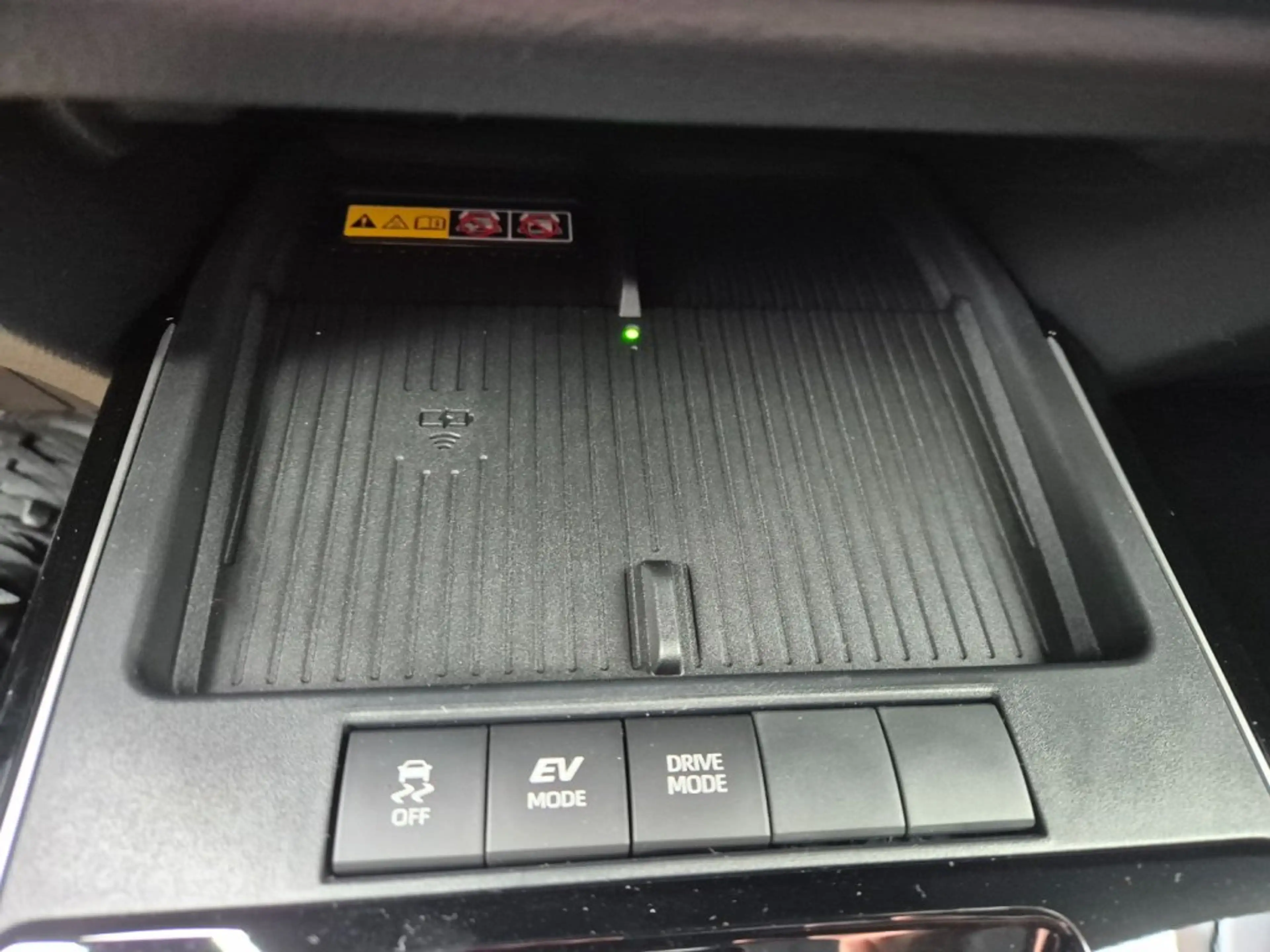 Toyota Corolla Cross SUV Teamplayer 1,8l Hybrid CVT — photo 14