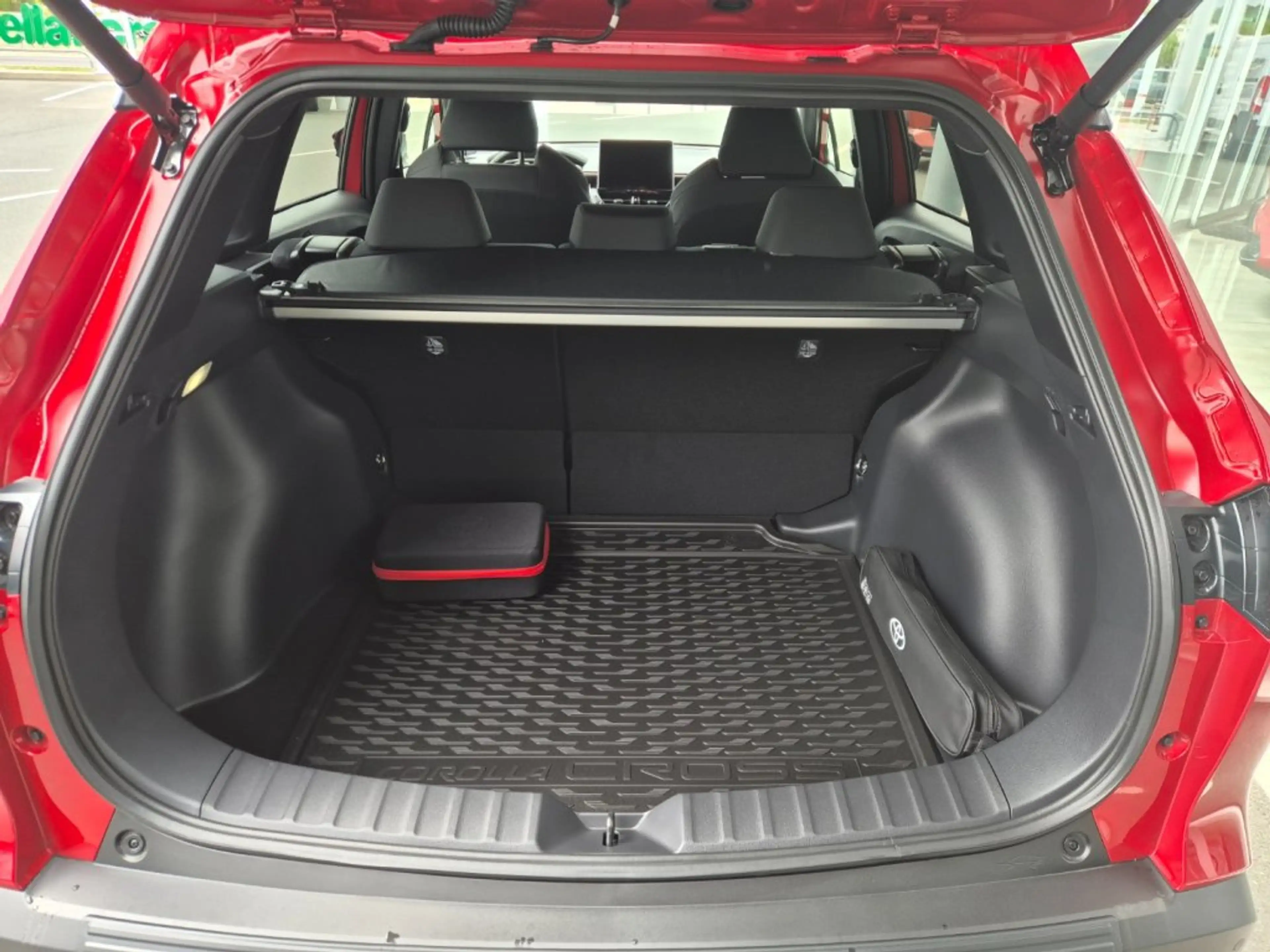 Toyota Corolla Cross SUV Teamplayer 1,8l Hybrid CVT — photo 5