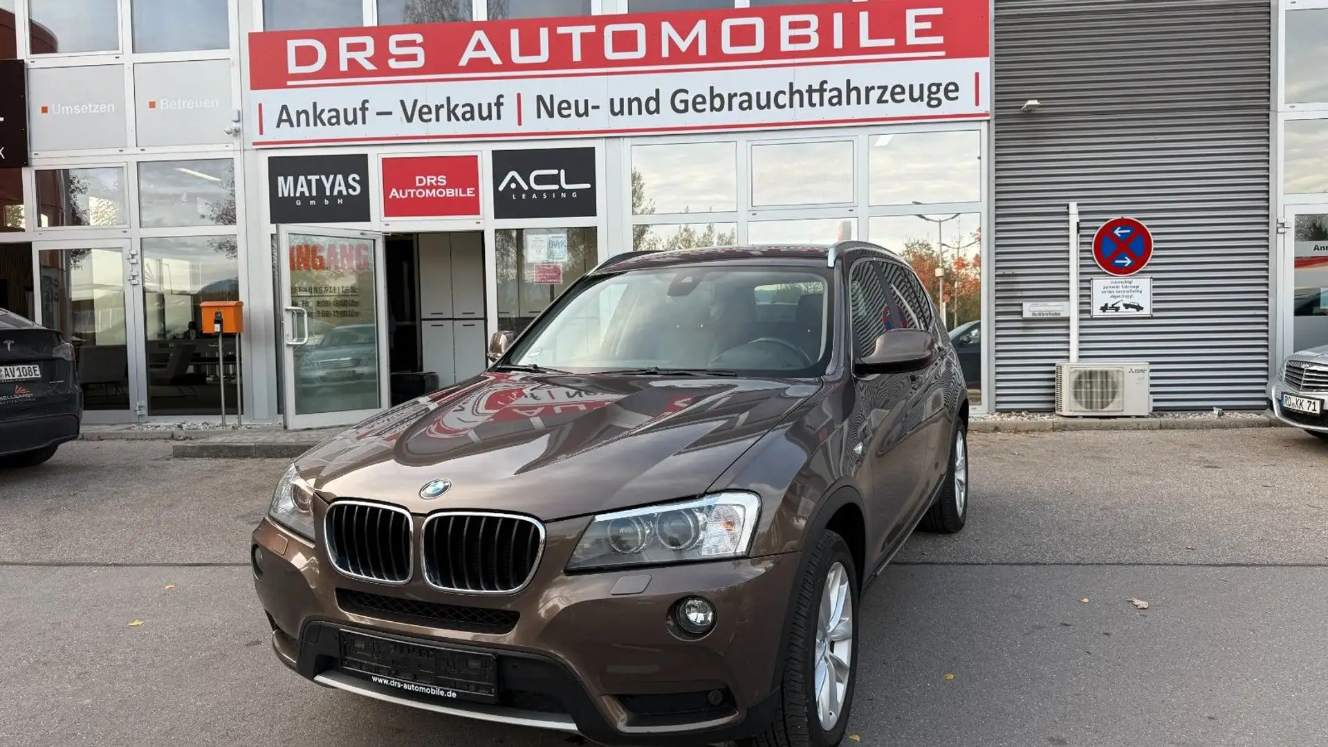 BMW X3 xDrive 20 d/Leder/HeadUp/Navi Prof/AHK Brun - 1