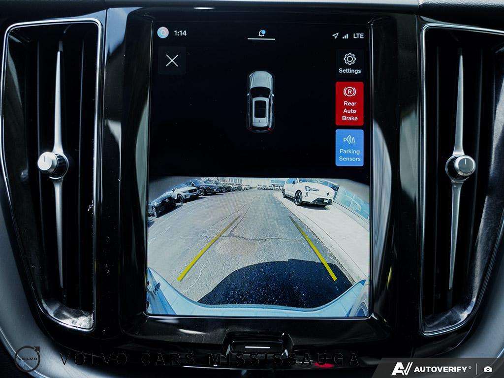 2024 Volvo XC60 B5 Core Low Mileage thumb 22
