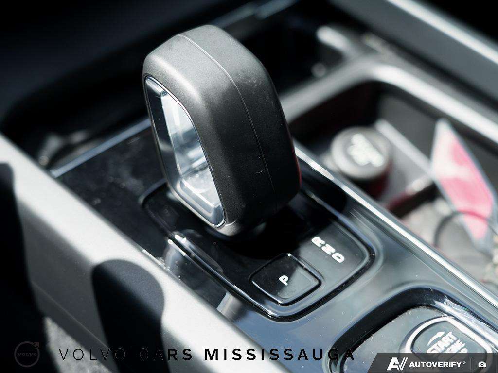 2024 Volvo XC60 B5 Core Low Mileage thumb 19