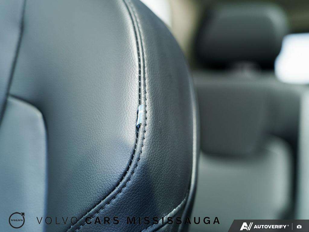 2024 Volvo XC60 B5 Core Low Mileage thumb 24