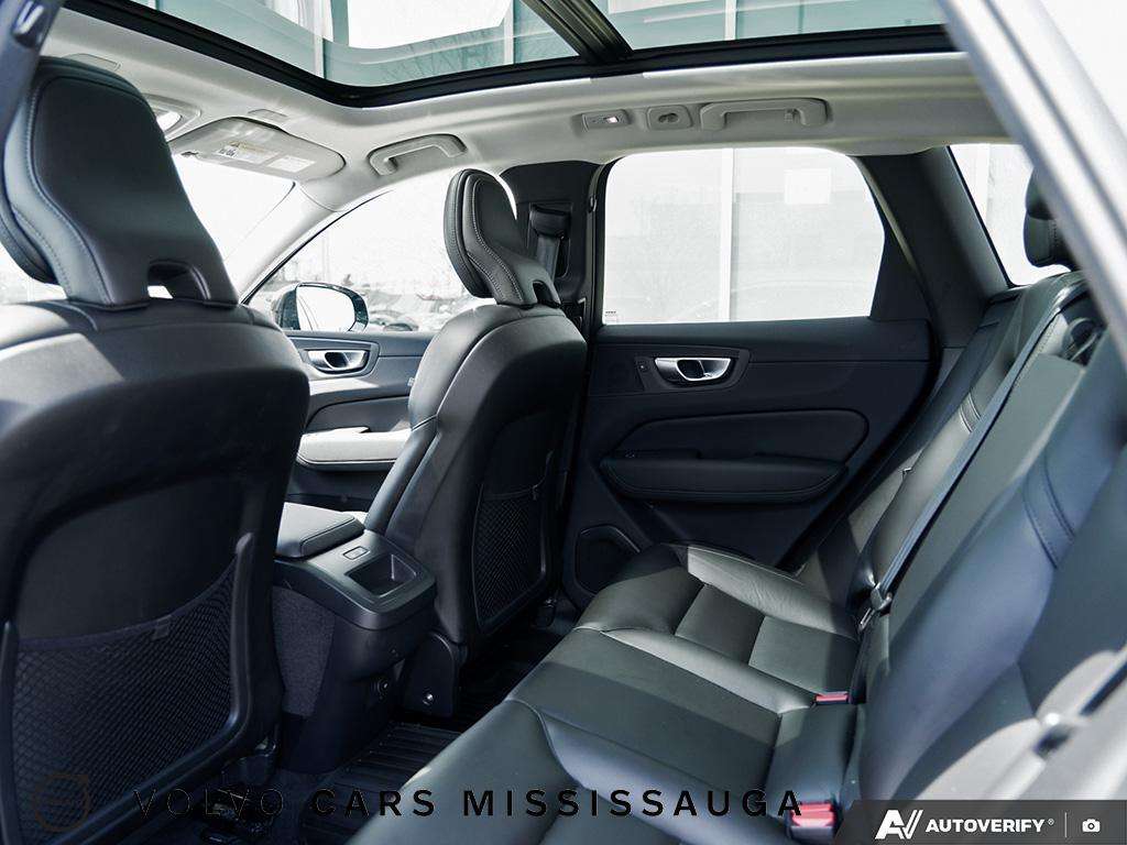 2024 Volvo XC60 B5 Core Low Mileage thumb 25