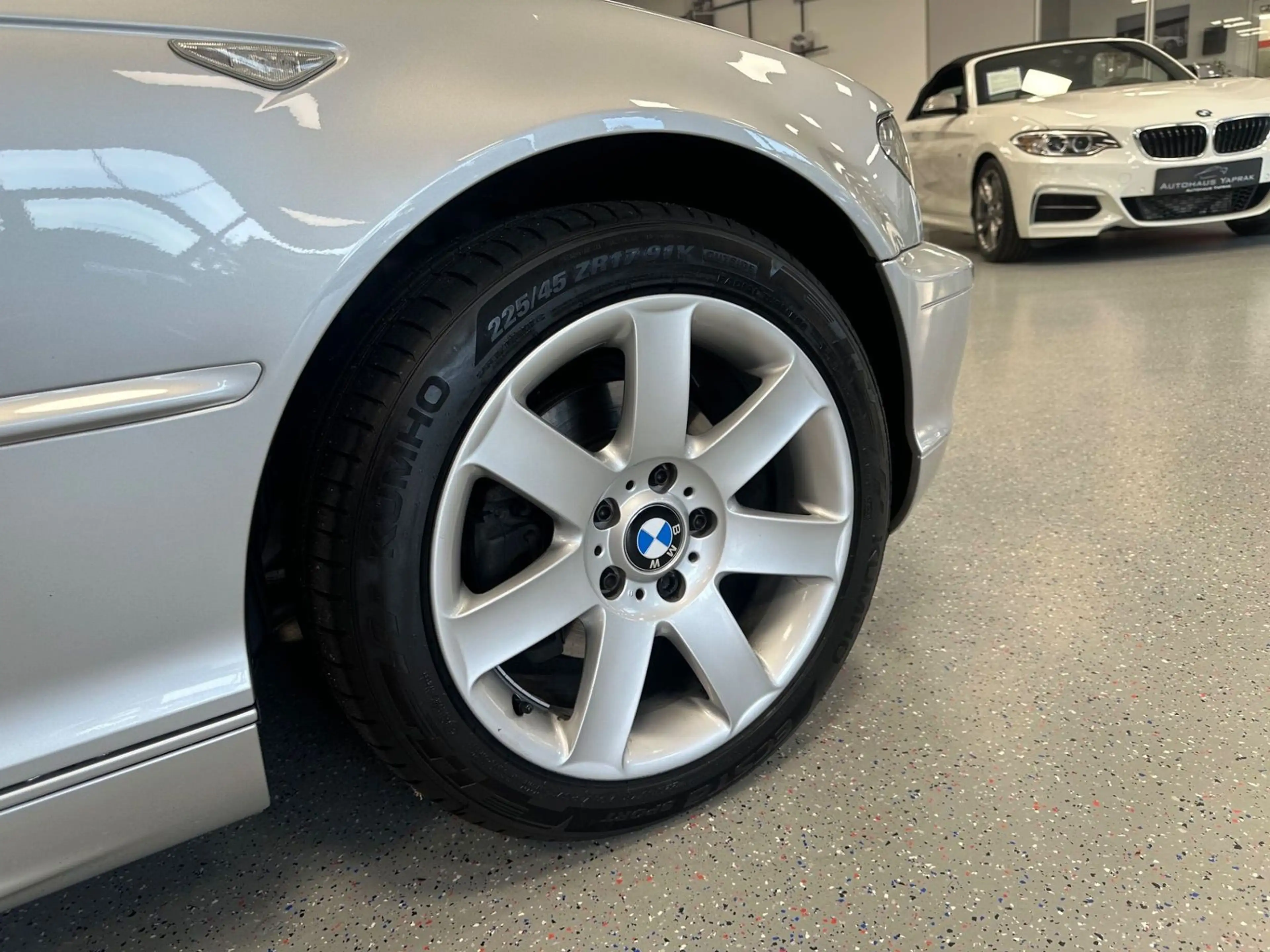 BMW 325 Ci Cabrio|Aut.|Sportsitze|Navi|55242km|Sheft — photo 8