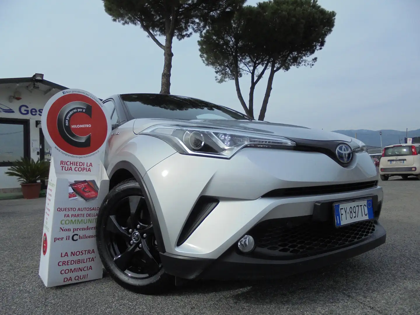 Toyota C-HR C-HR I 2016 1.8h Business 2wd e-cvt Silver - 2