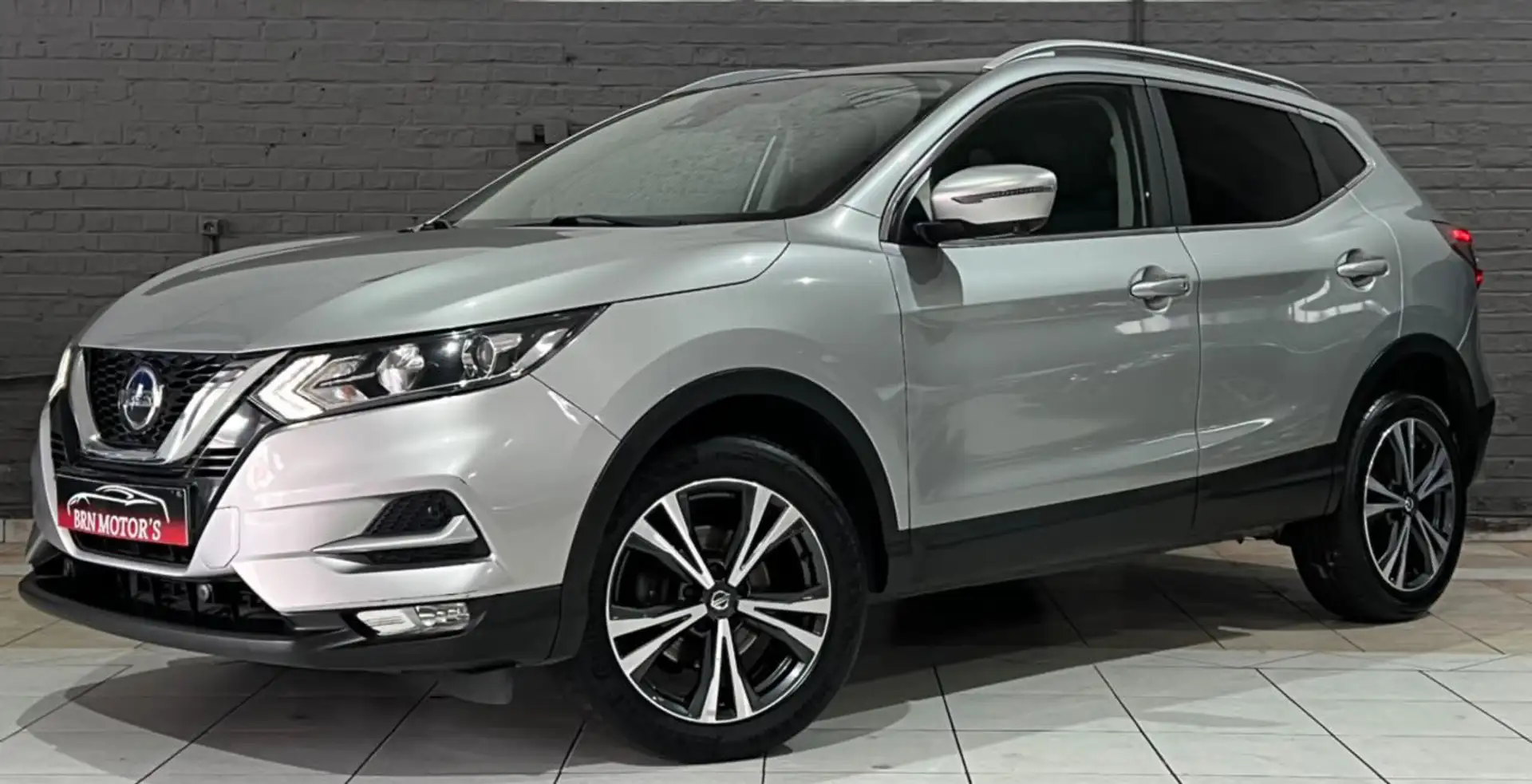 Nissan Qashqai Qashqai 1.3 DIG-T N-Connecta Grau - 2