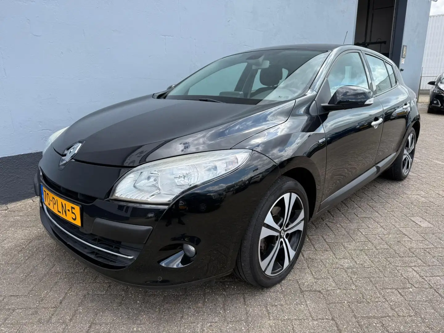 Renault Megane 1.4 TCe Bose - Climate Control - LMV Zwart - 1