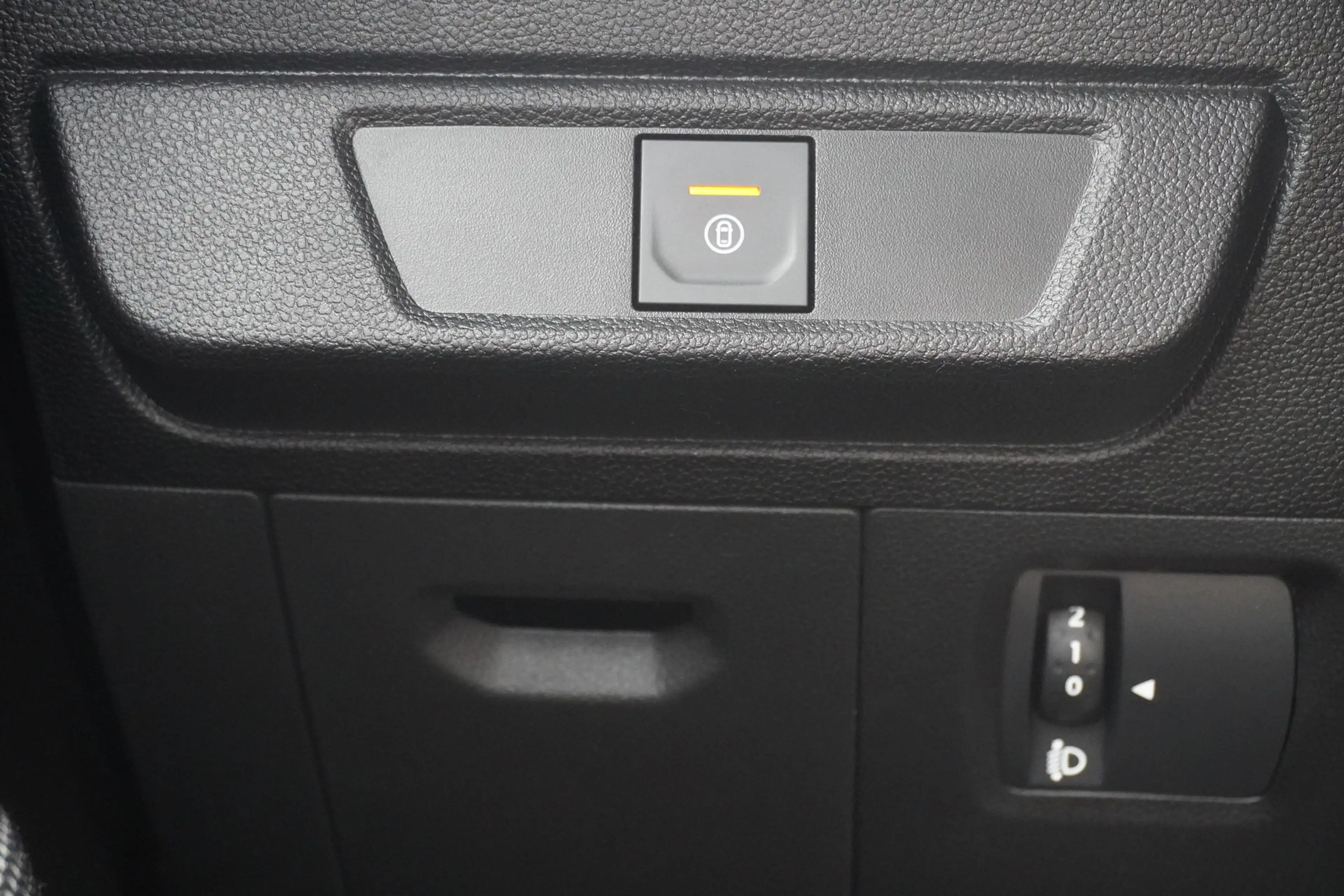 Dacia Jogger TCe 110 Expression LED Tempomat 7-Sitzer — photo 13