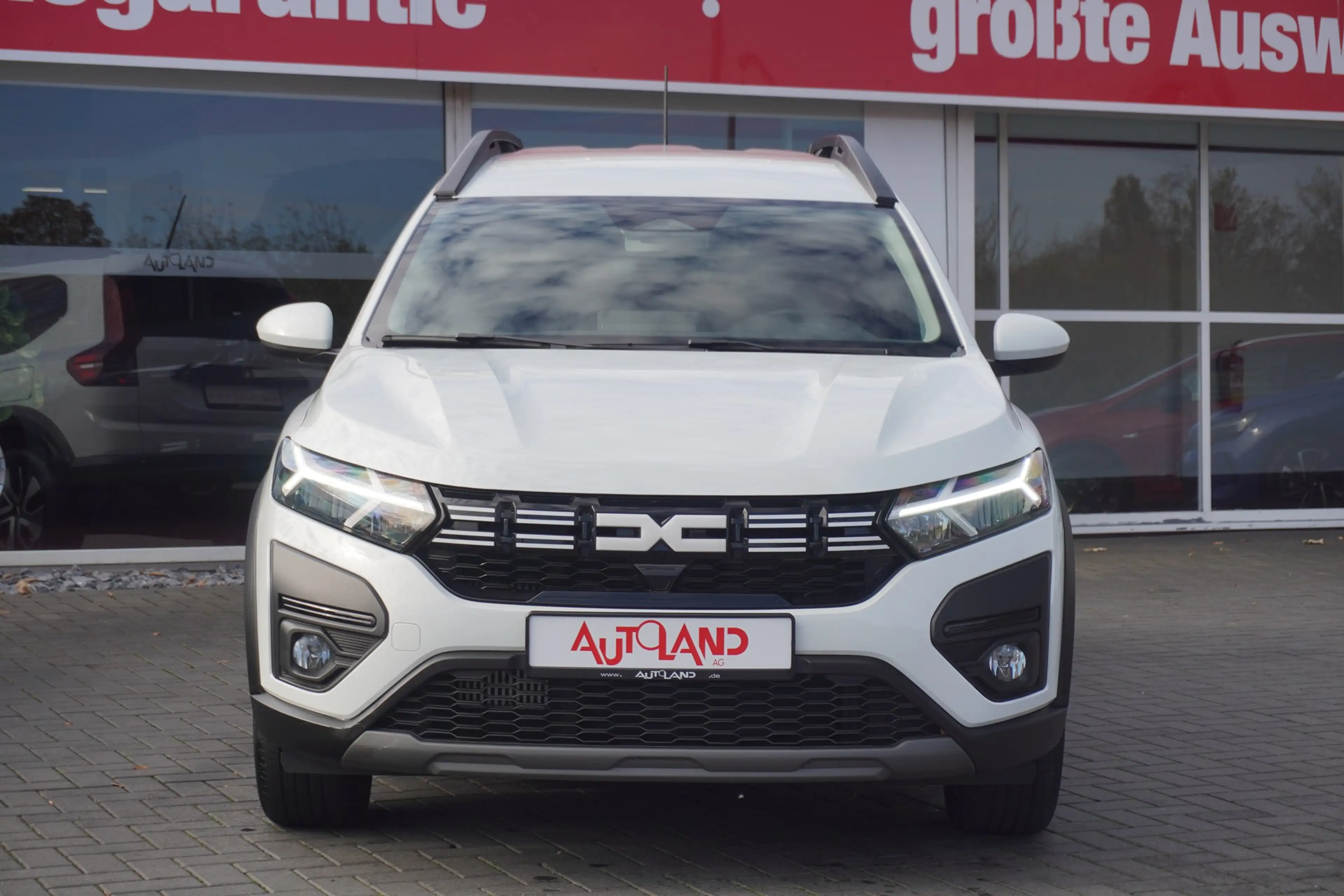 Dacia Jogger TCe 110 Expression LED Tempomat 7-Sitzer — photo 3