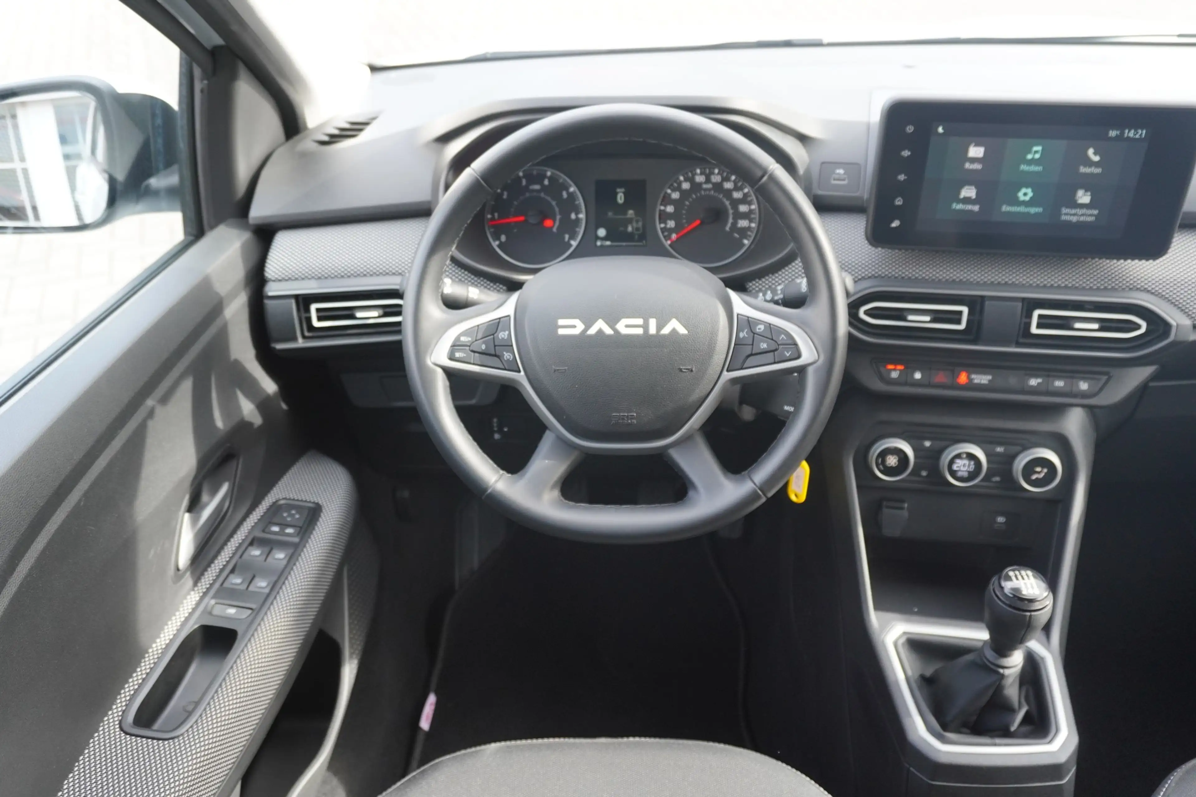 Dacia Jogger TCe 110 Expression LED Tempomat 7-Sitzer — photo 11