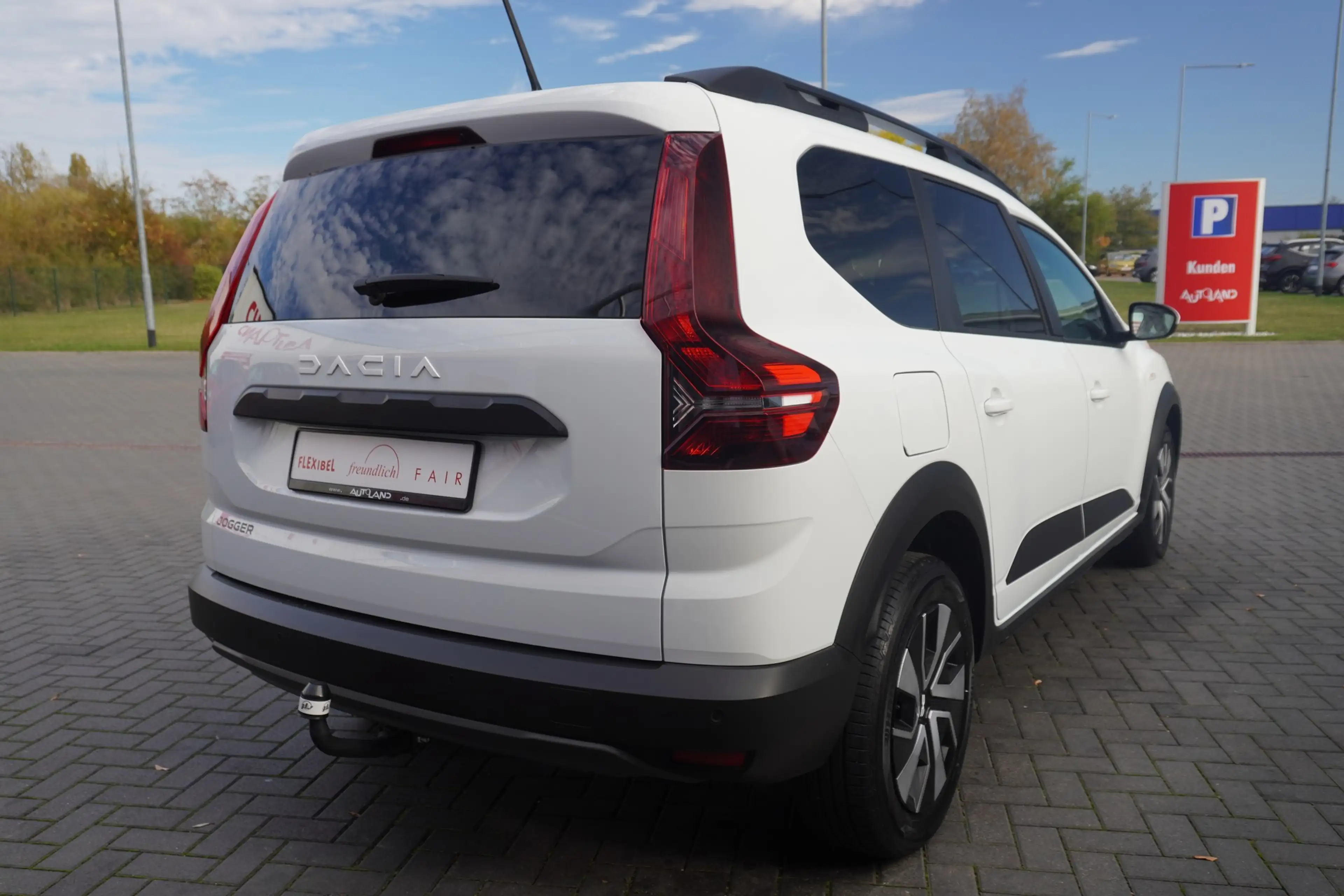 Dacia Jogger TCe 110 Expression LED Tempomat 7-Sitzer — photo 5