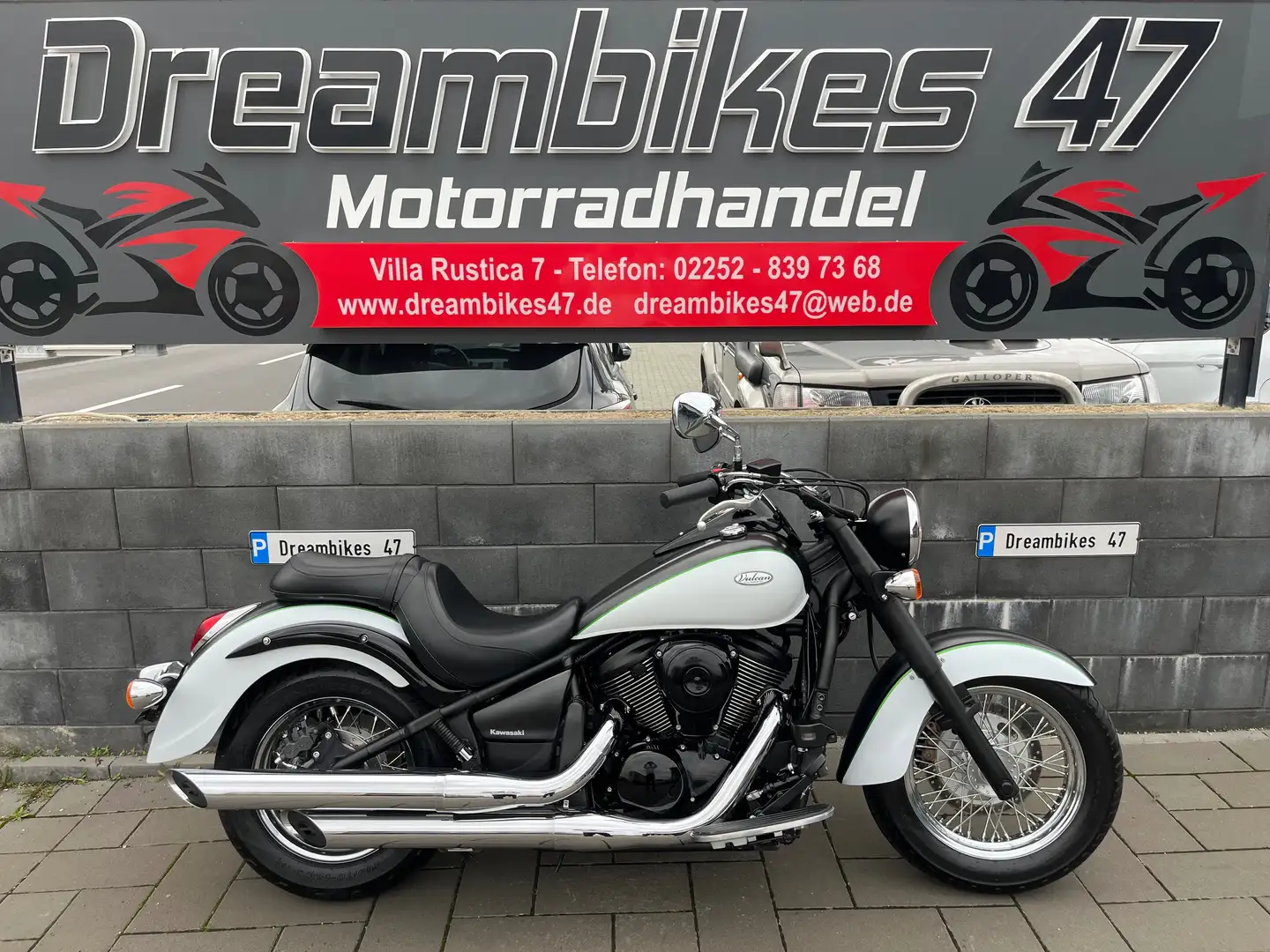 Kawasaki VN 900 CLASSIC**VULKAN 900 CLASSIC**1.HAND**NUR1200KM** Blanc - 1