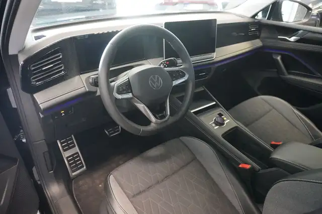Volkswagen Tiguan view 7