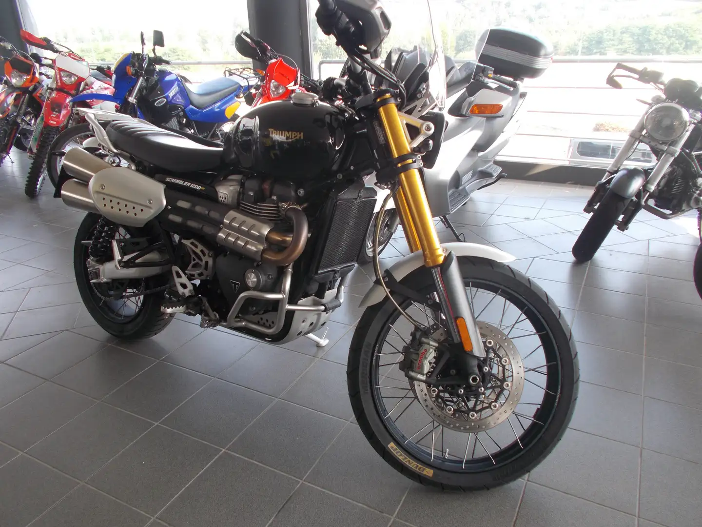 Triumph Scrambler 1200 EX Nero - 1