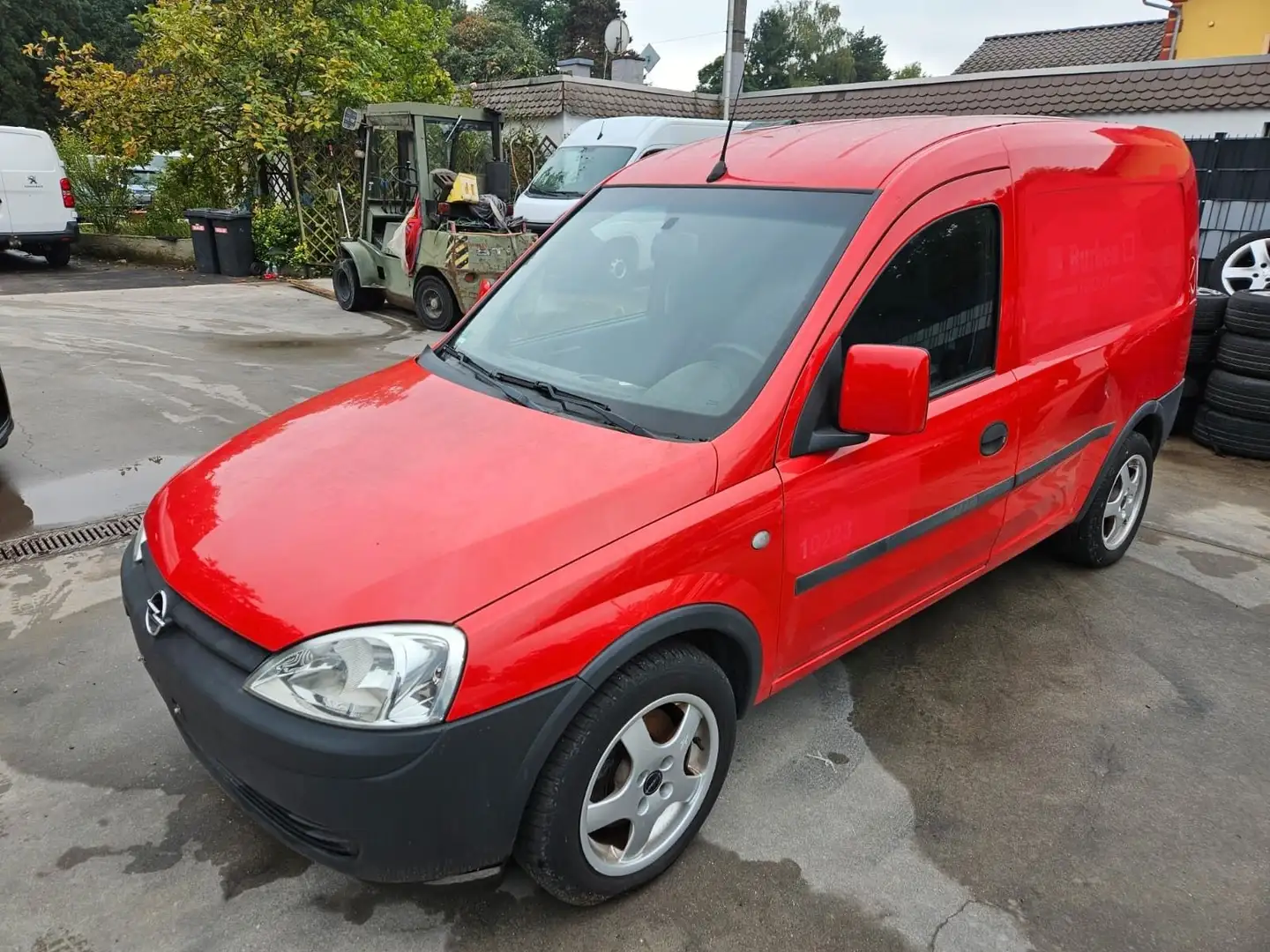 Opel Combo Kasten Rot - 1