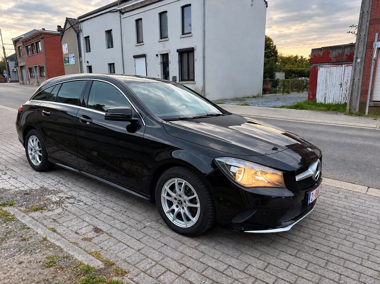 Mercedes-Benz CLA 200