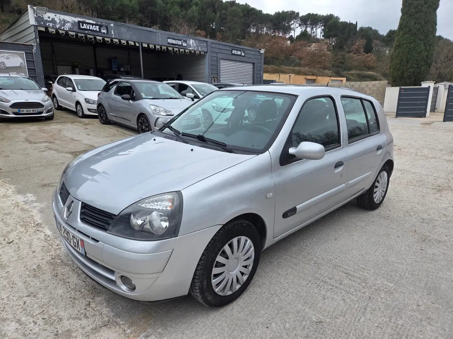 Renault Clio Campus Authentique Gris - 2