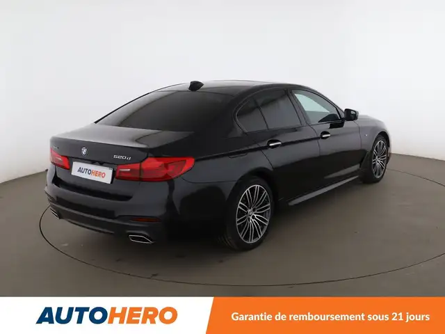BMW 5 Series view 6