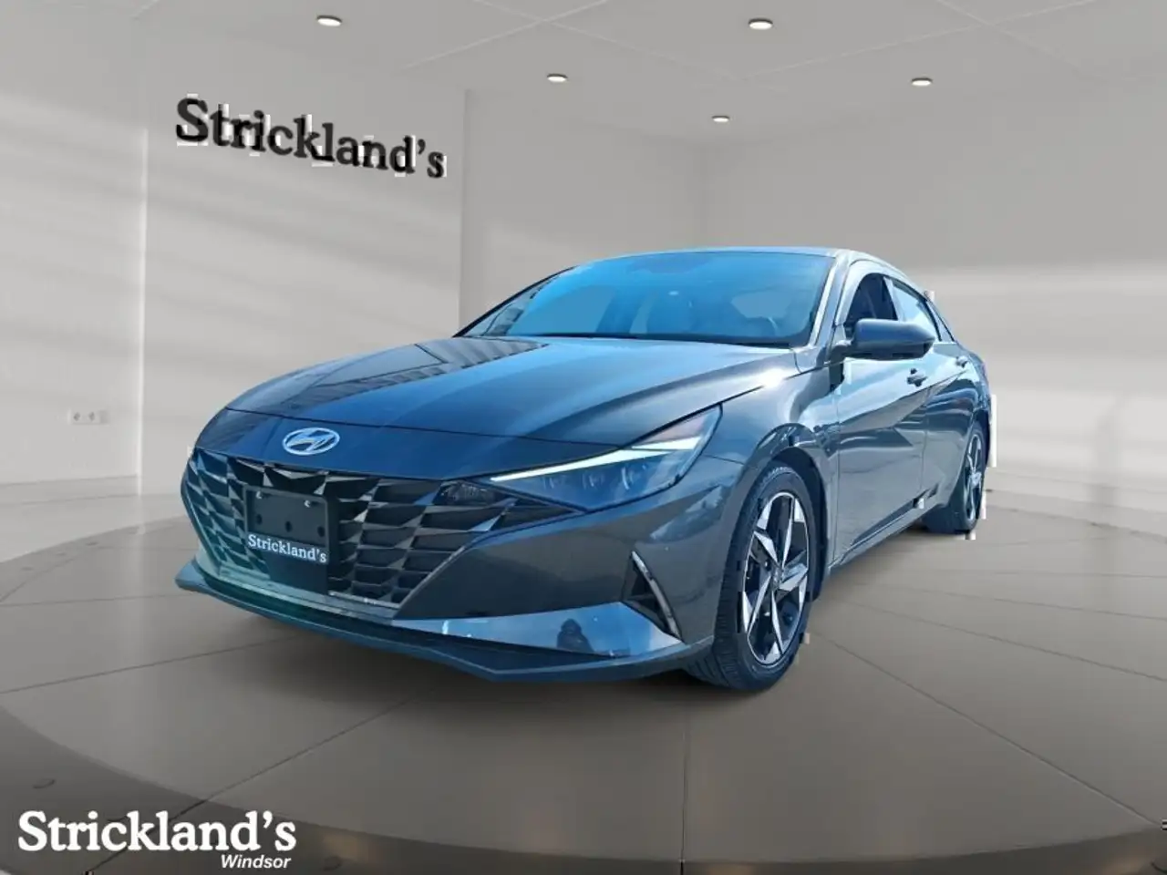 Hyundai ELANTRA photo Hyundai ELANTRA