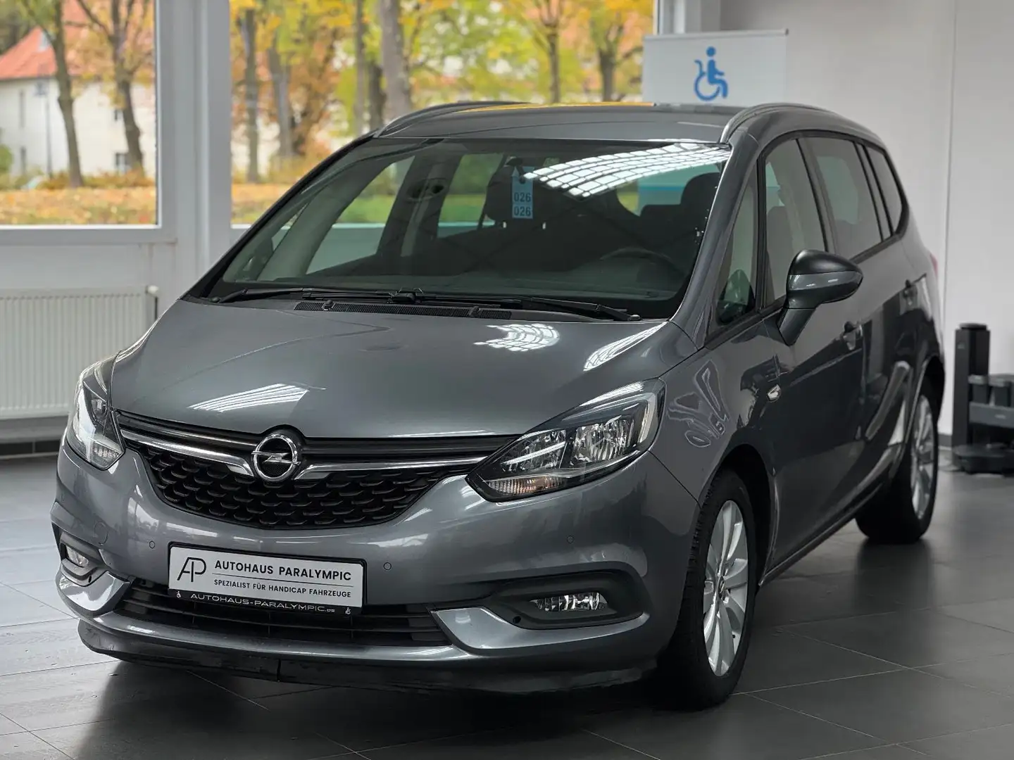 Opel Zafira C ON *7-SITZ*NAVI*PDC*AHK*TEMPO Grau - 2
