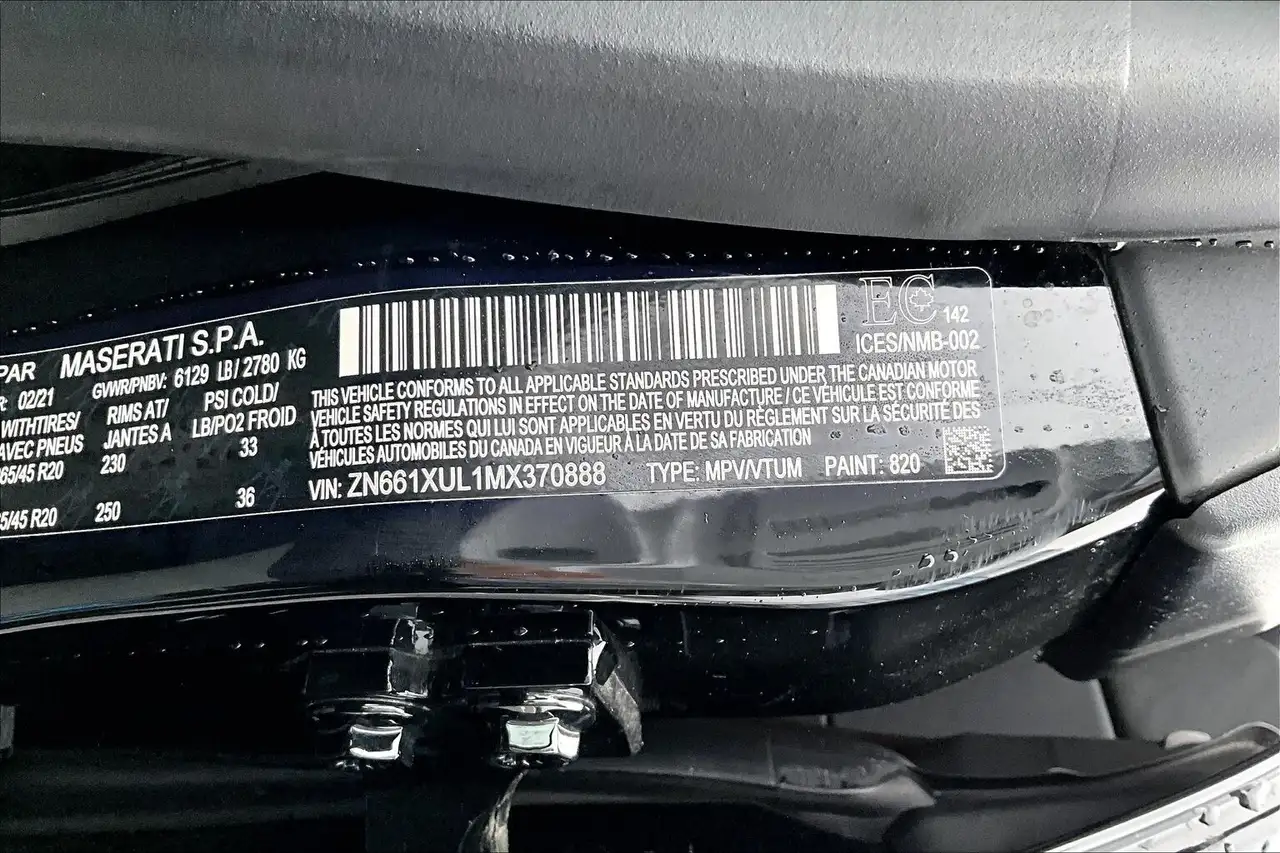 Maserati Levante снимка Maserati Levante