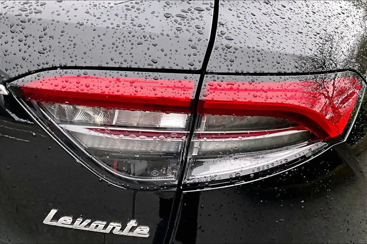 Maserati Levante снимка Maserati Levante