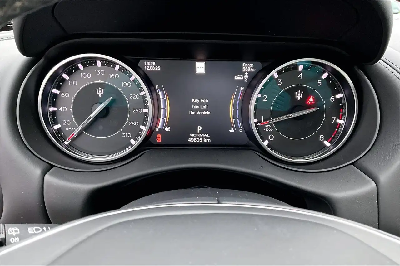 Maserati Levante снимка Maserati Levante
