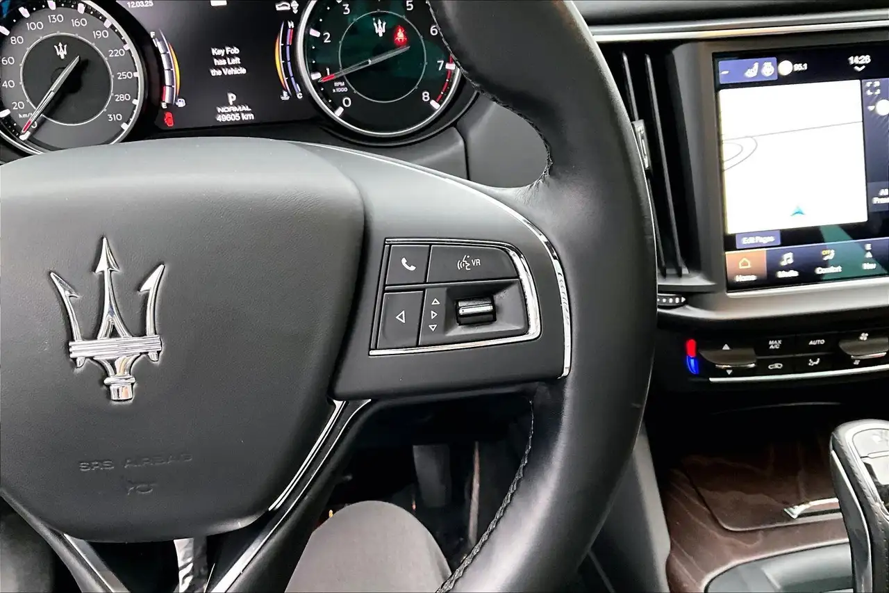 Maserati Levante снимка Maserati Levante