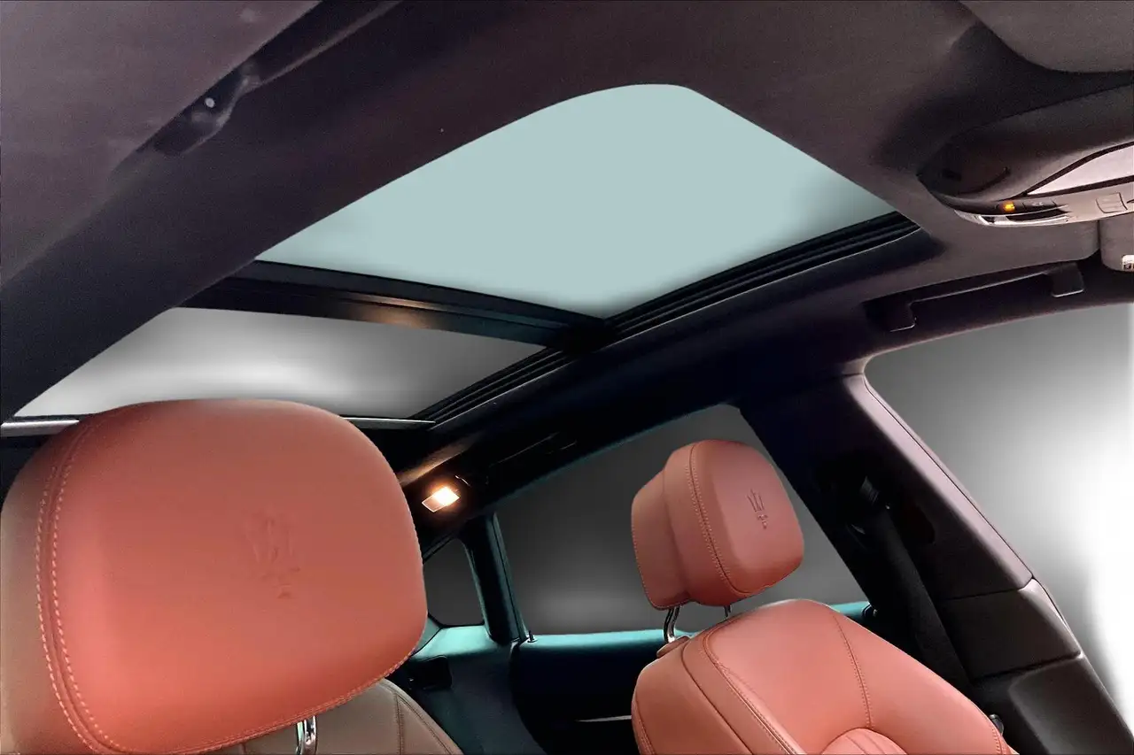 Maserati Levante снимка Maserati Levante