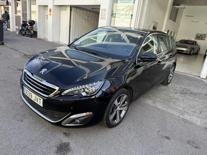 Peugeot 308 1.2 Pure Tech S&S Allure 2016, foto 3