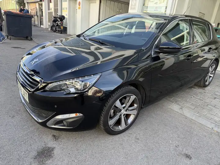 Peugeot 308 1.2 Pure Tech S&S Allure 2016, foto 6
