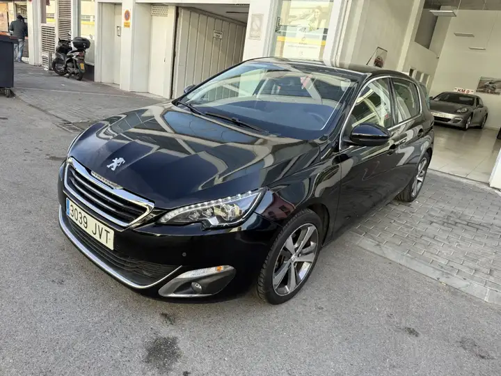 Peugeot 308 1.2 Pure Tech S&S Allure 2016, foto 14